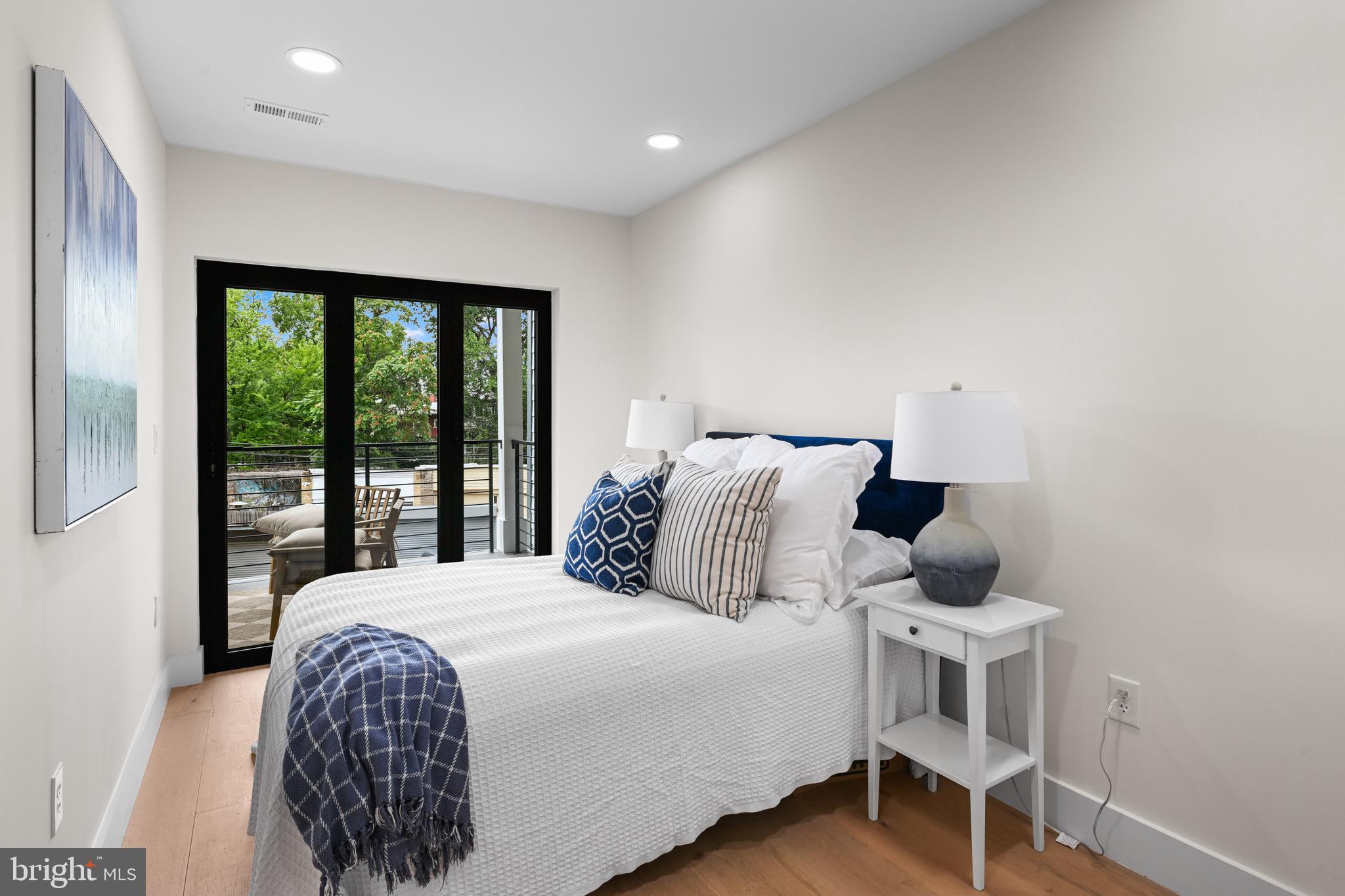 Real estate listing preview #23