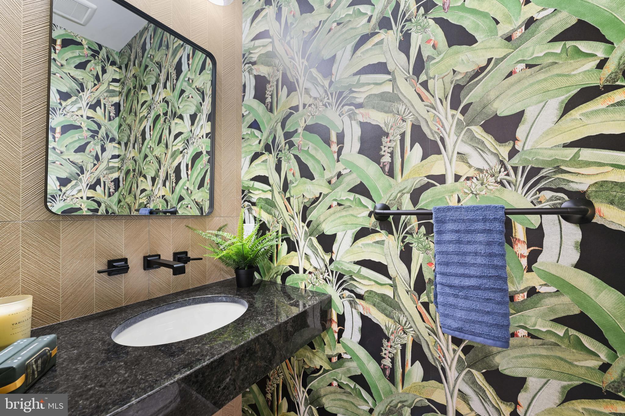 Real estate listing preview #16