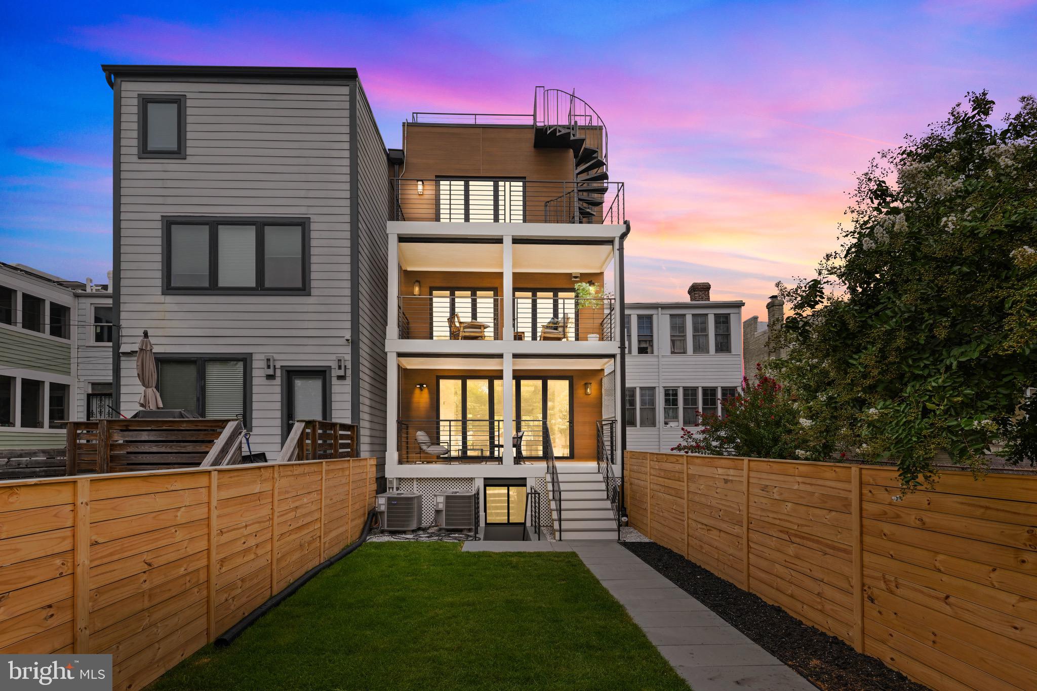 Real estate listing preview #52