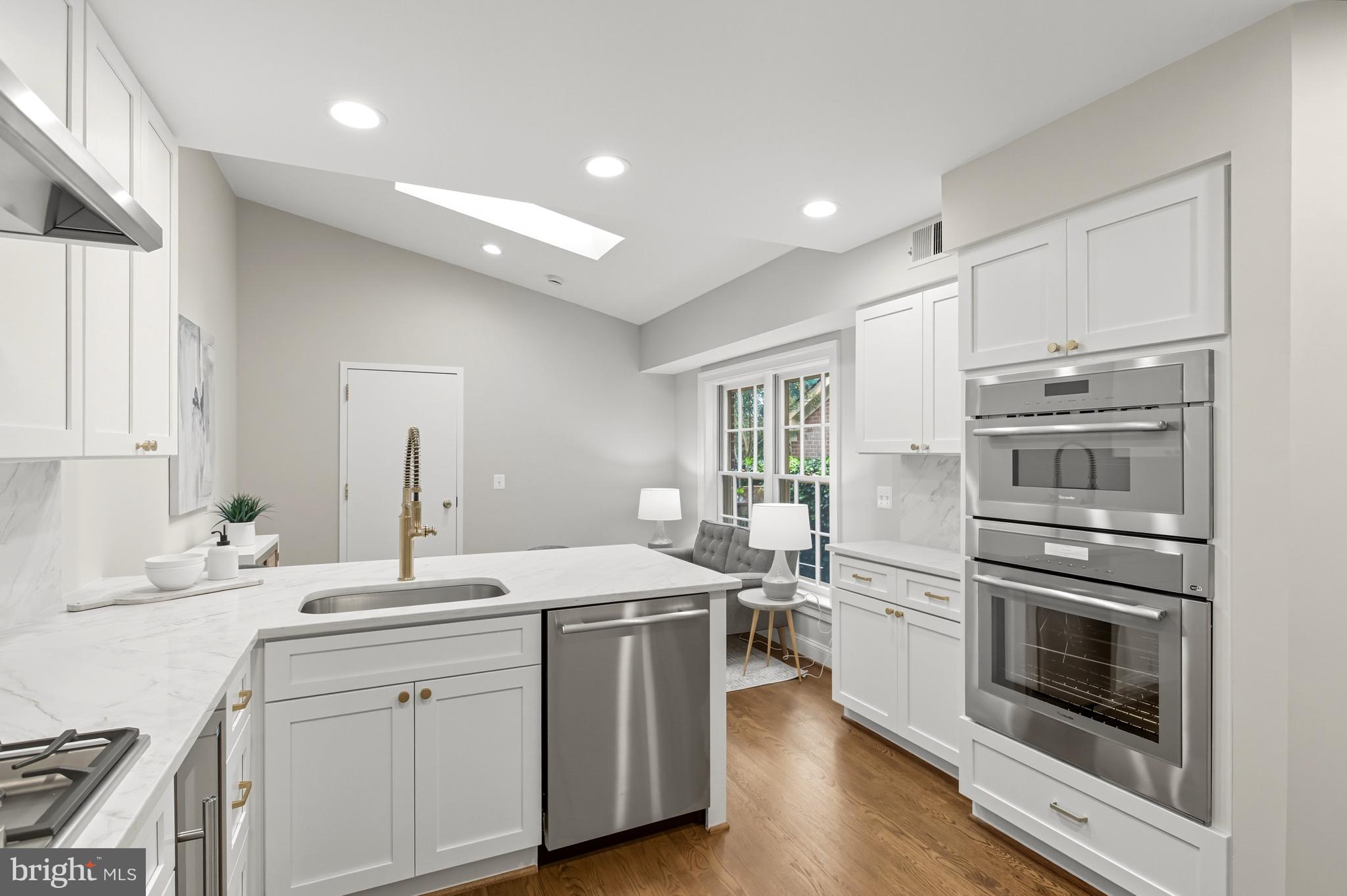 Real estate listing preview #13