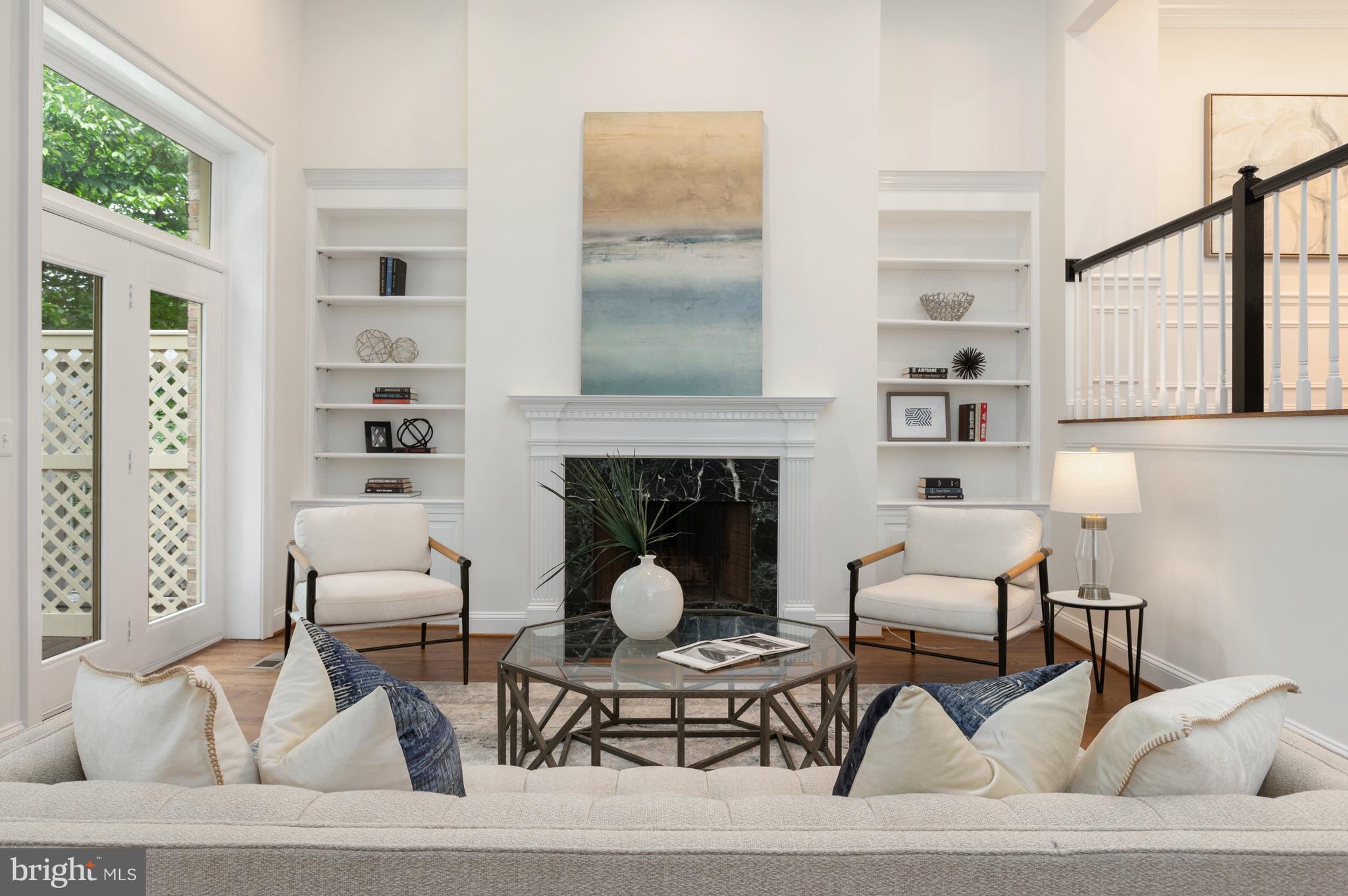 Real estate listing preview #8