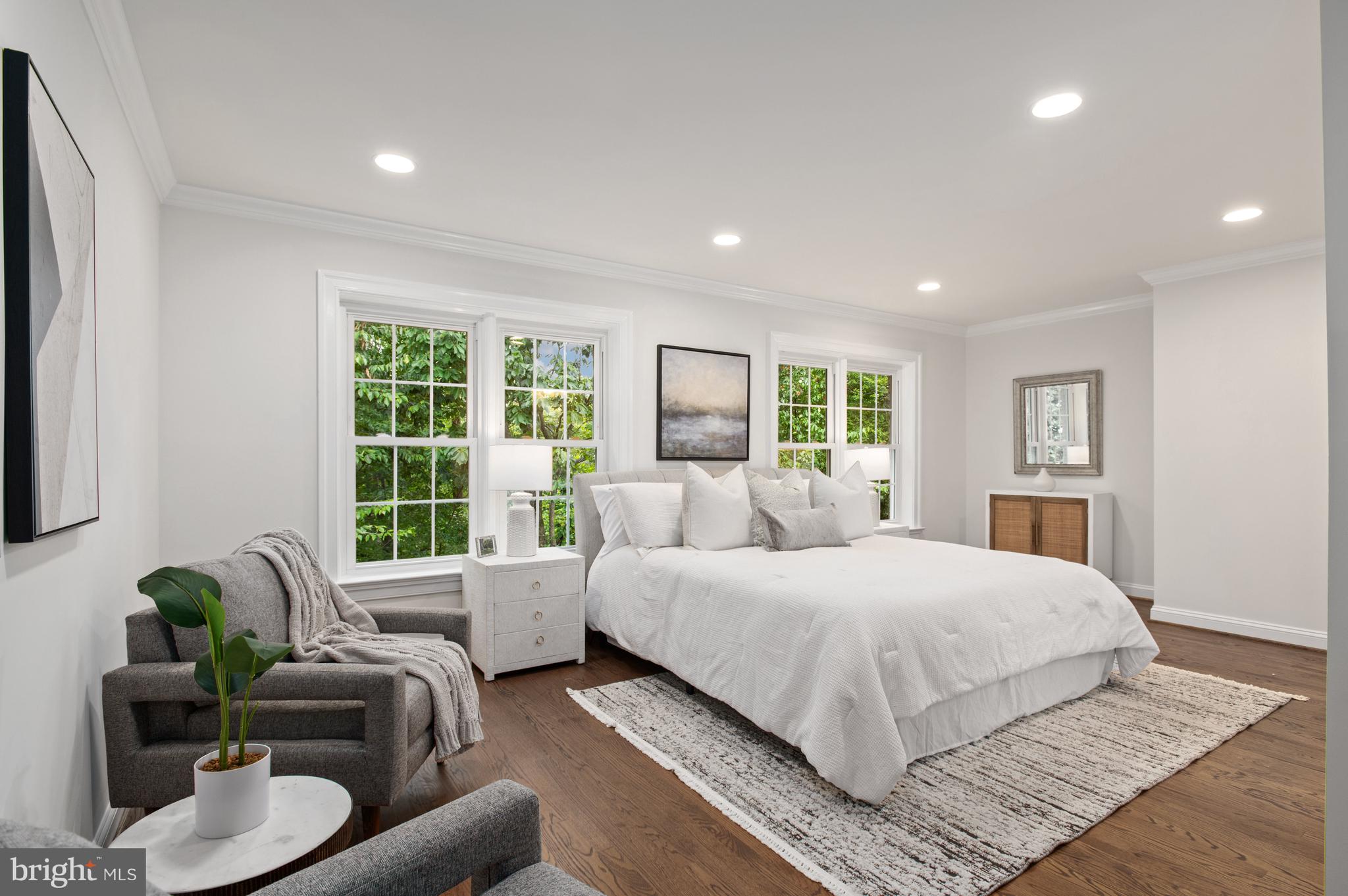 Real estate listing preview #16