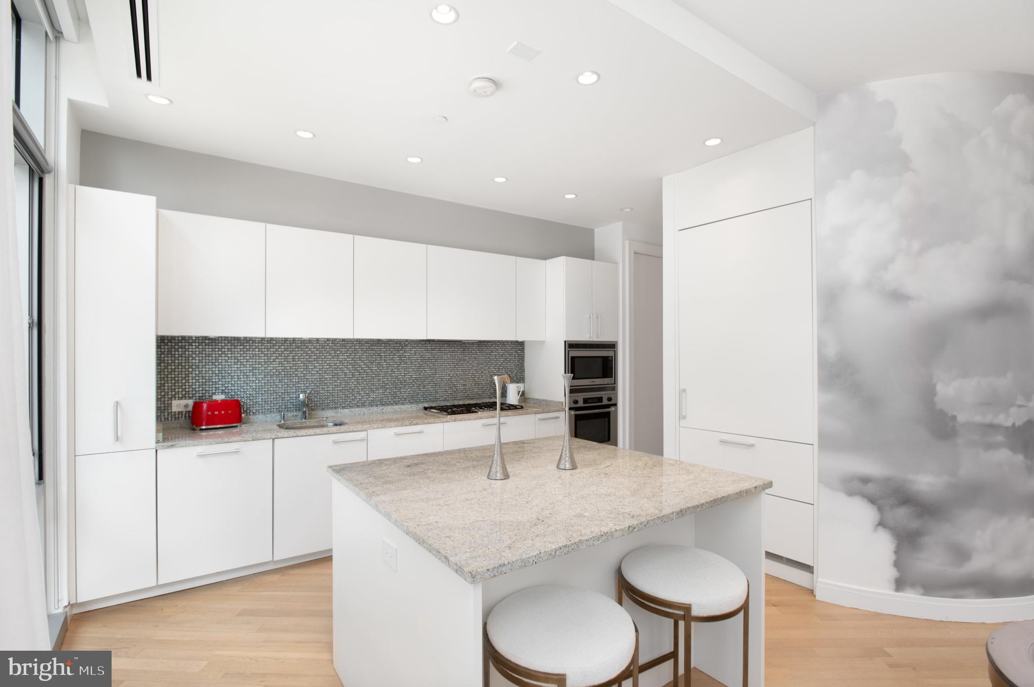 Real estate listing preview #6