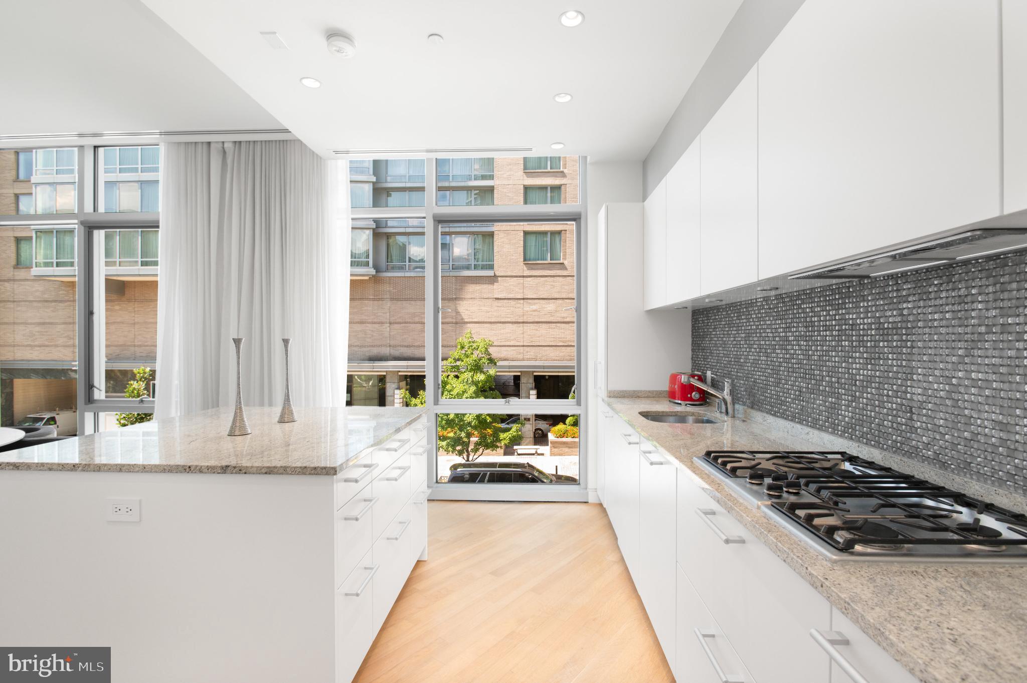 Real estate listing preview #7