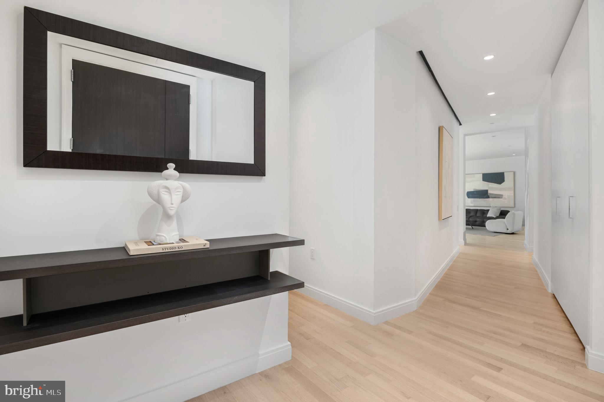 Real estate listing preview #2