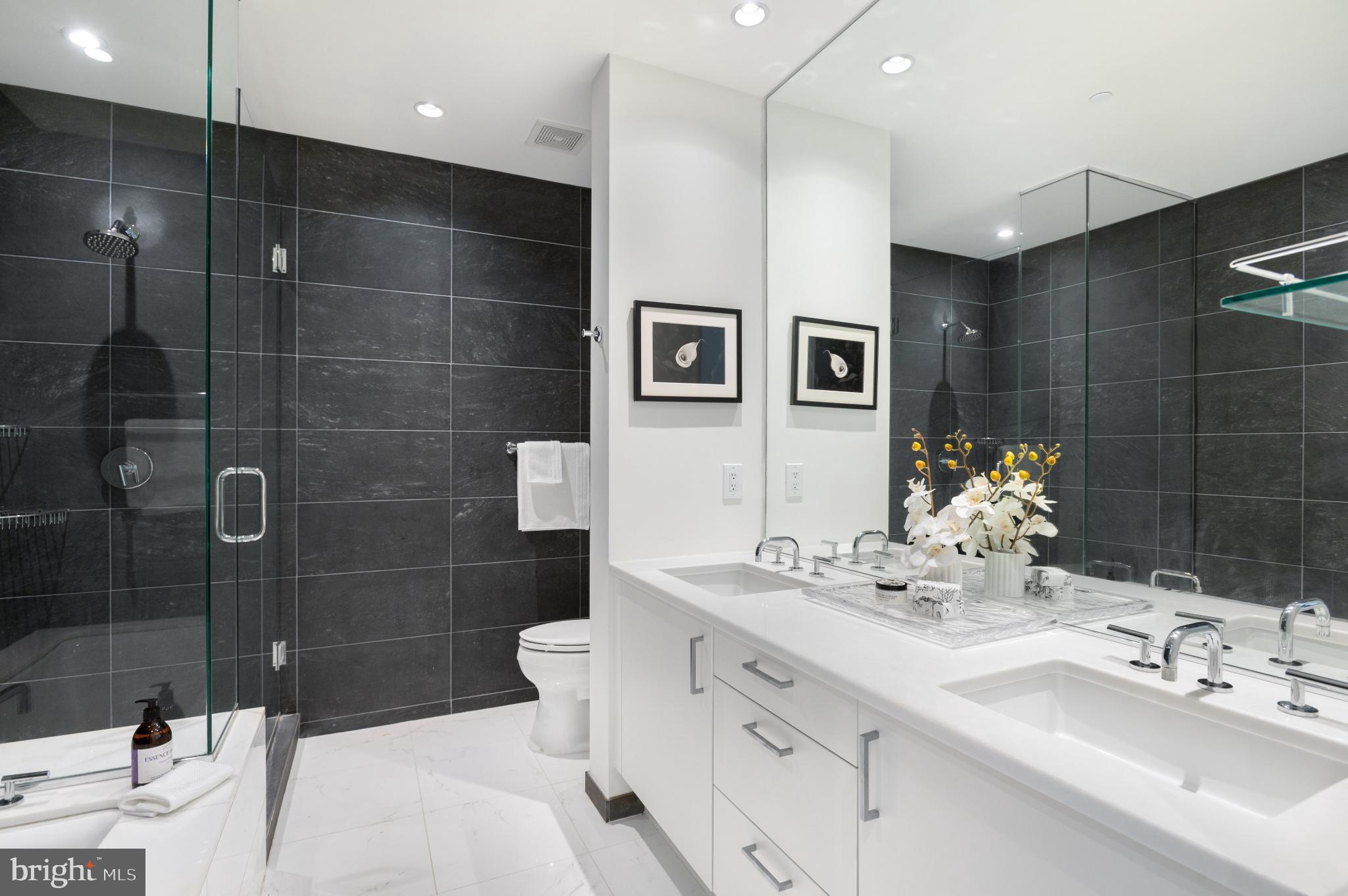 Real estate listing preview #9