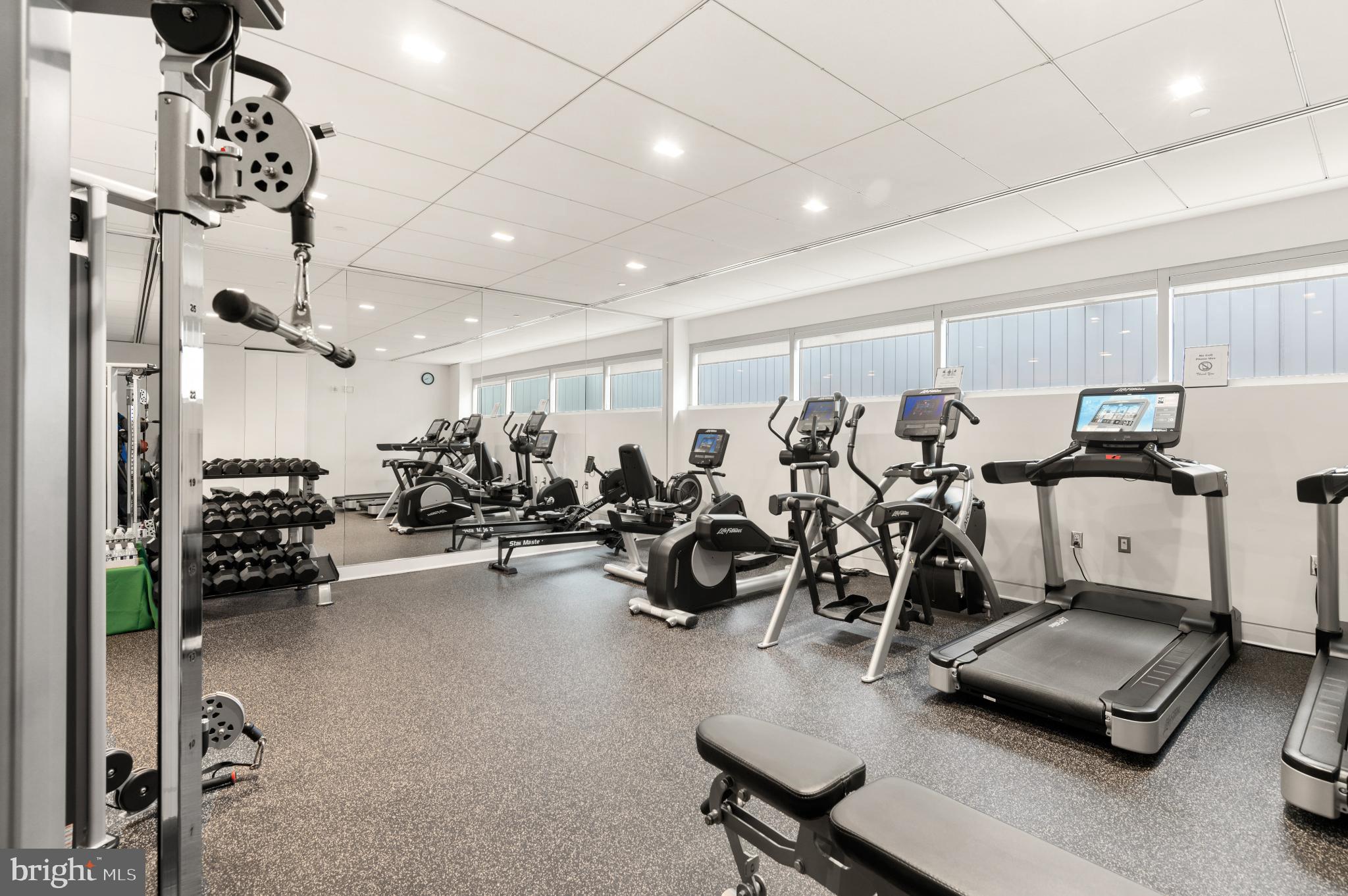 Real estate listing preview #15