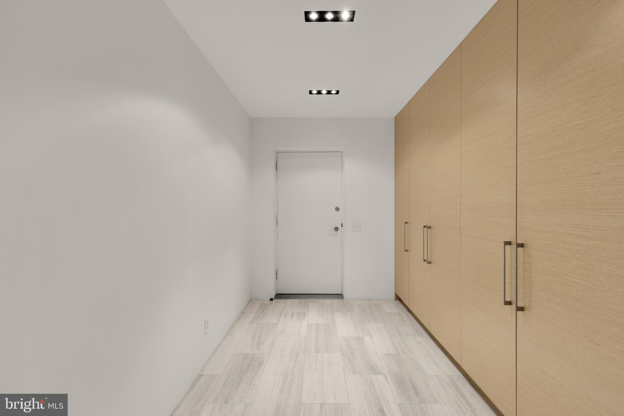 Real estate listing preview #4