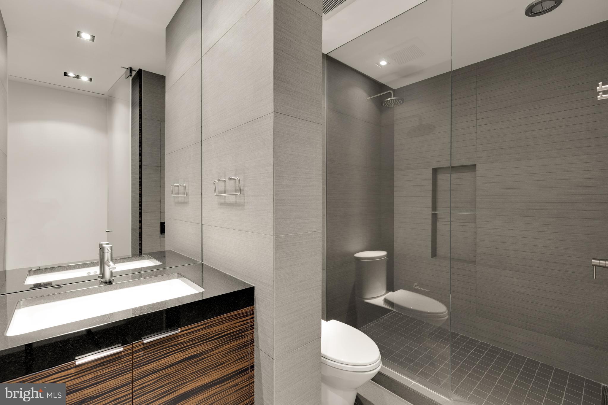 Real estate listing preview #42