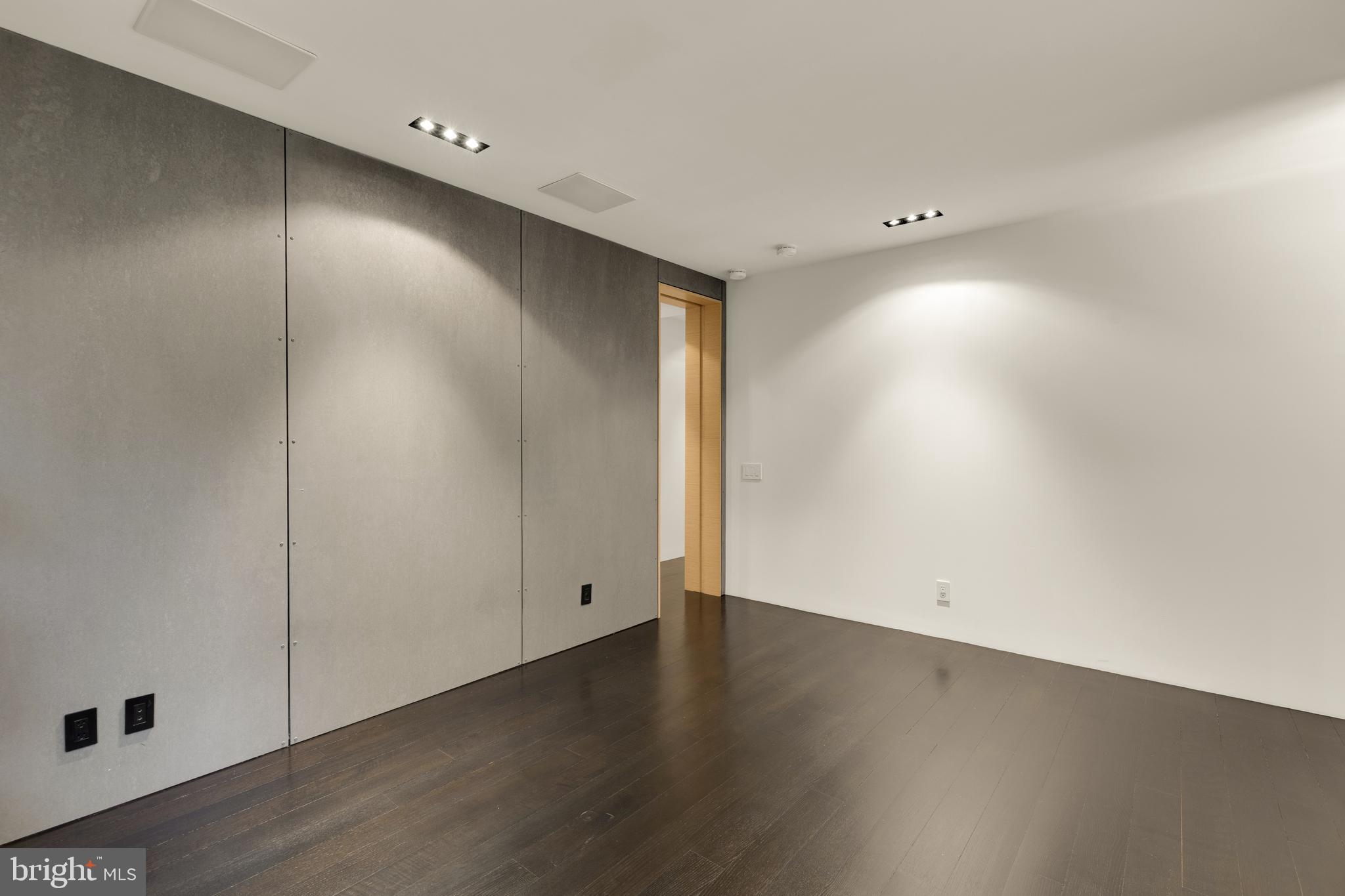 Real estate listing preview #27