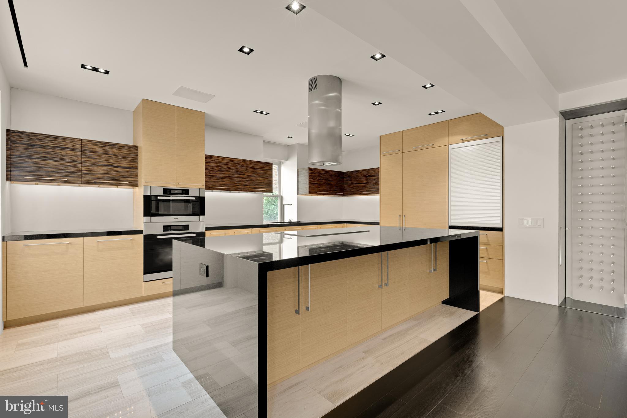 Real estate listing preview #17