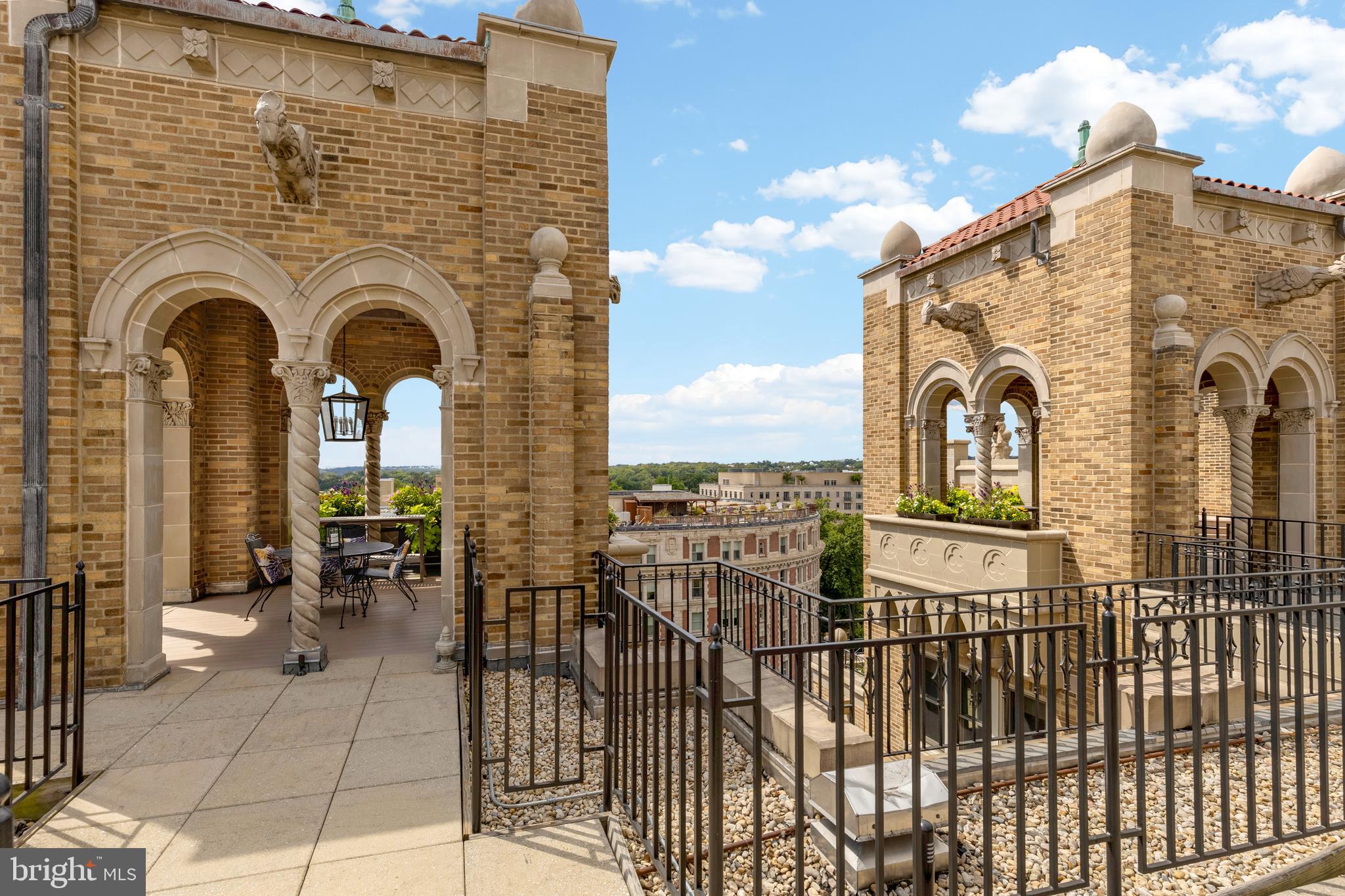 Real estate listing preview #52