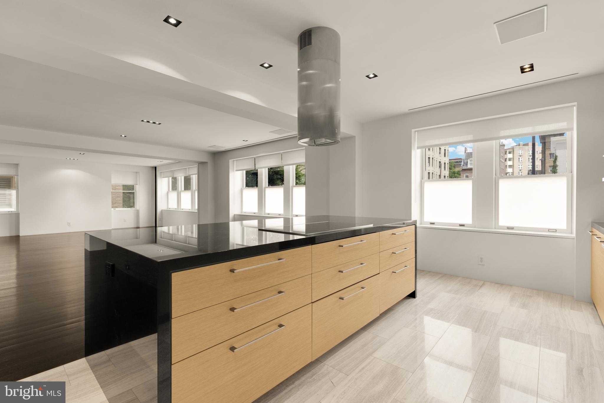 Real estate listing preview #23