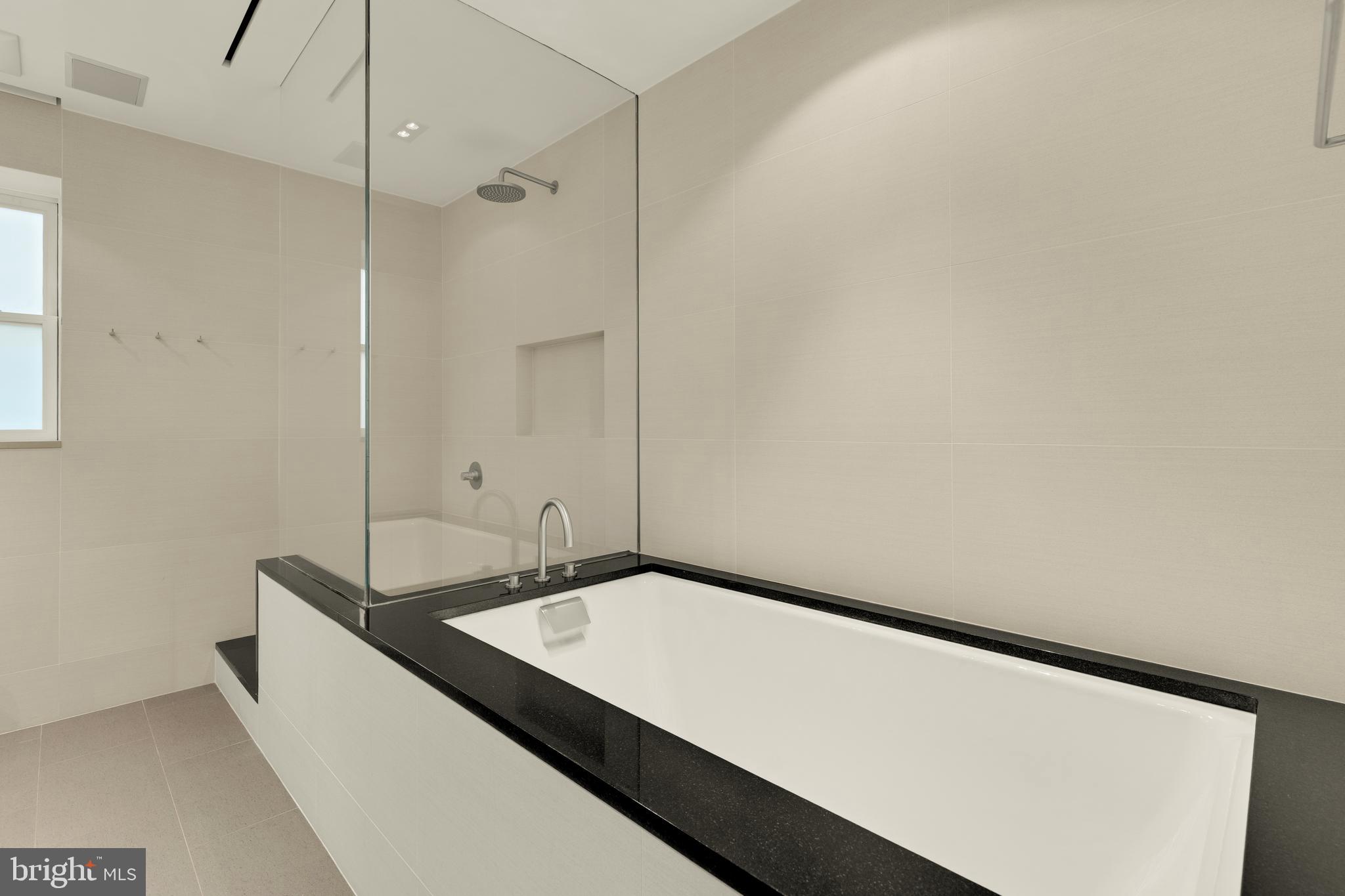 Real estate listing preview #30