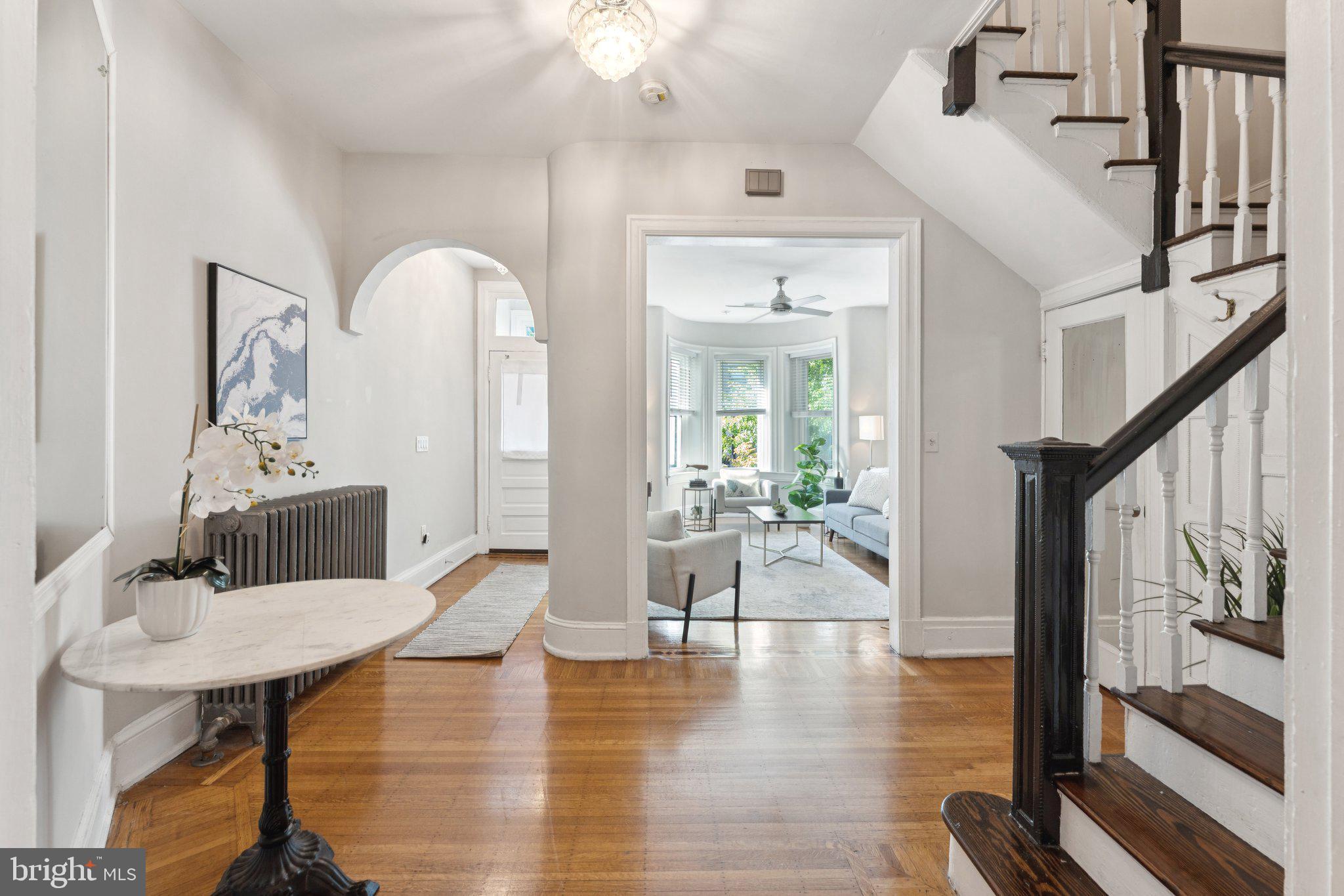 Real estate listing preview #6