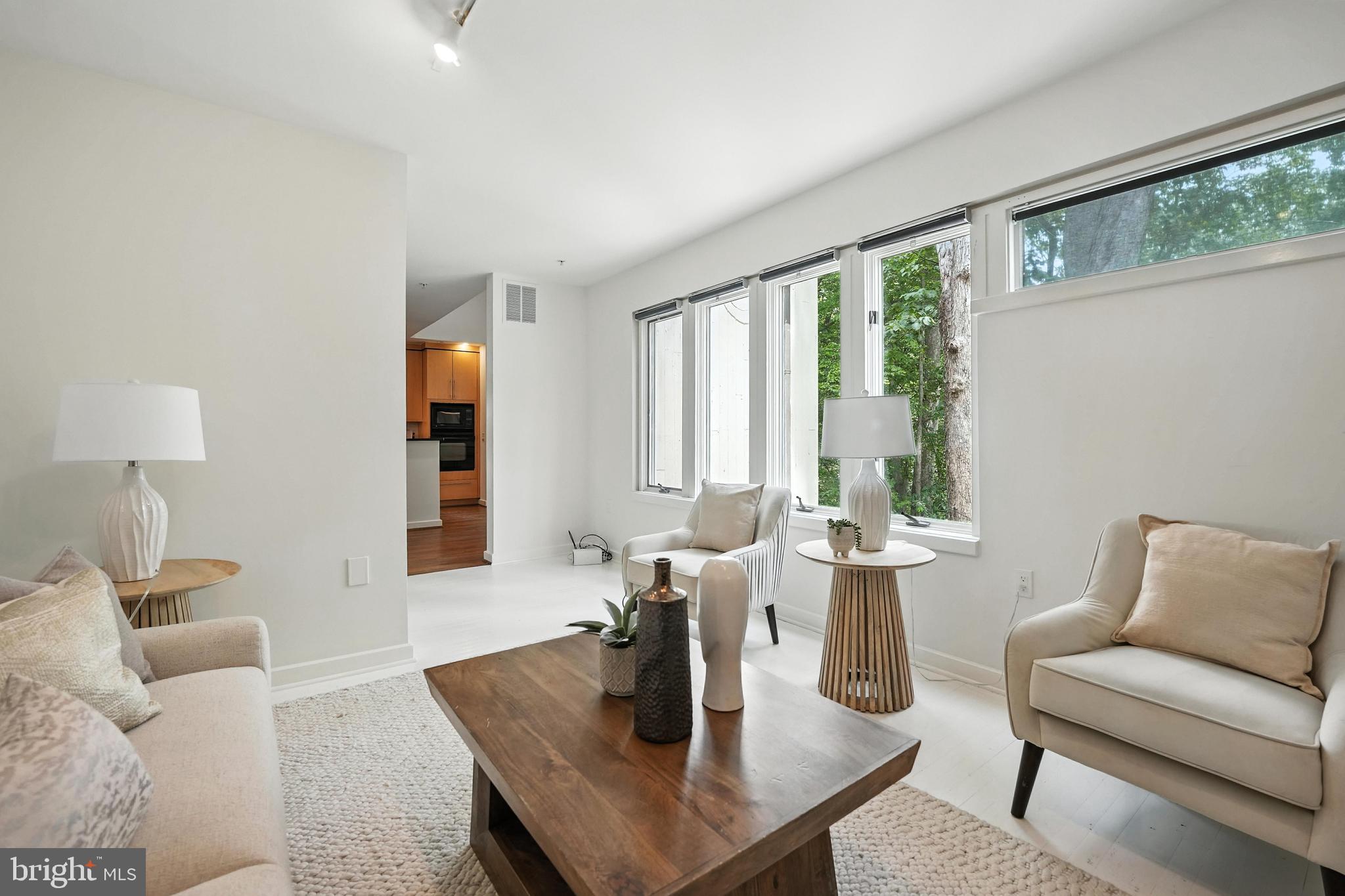 Real estate listing preview #22