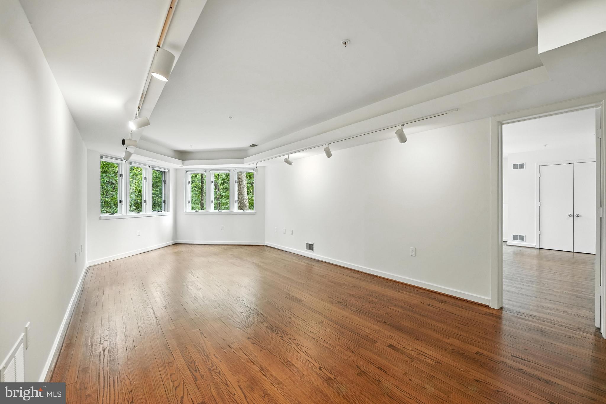 Real estate listing preview #59