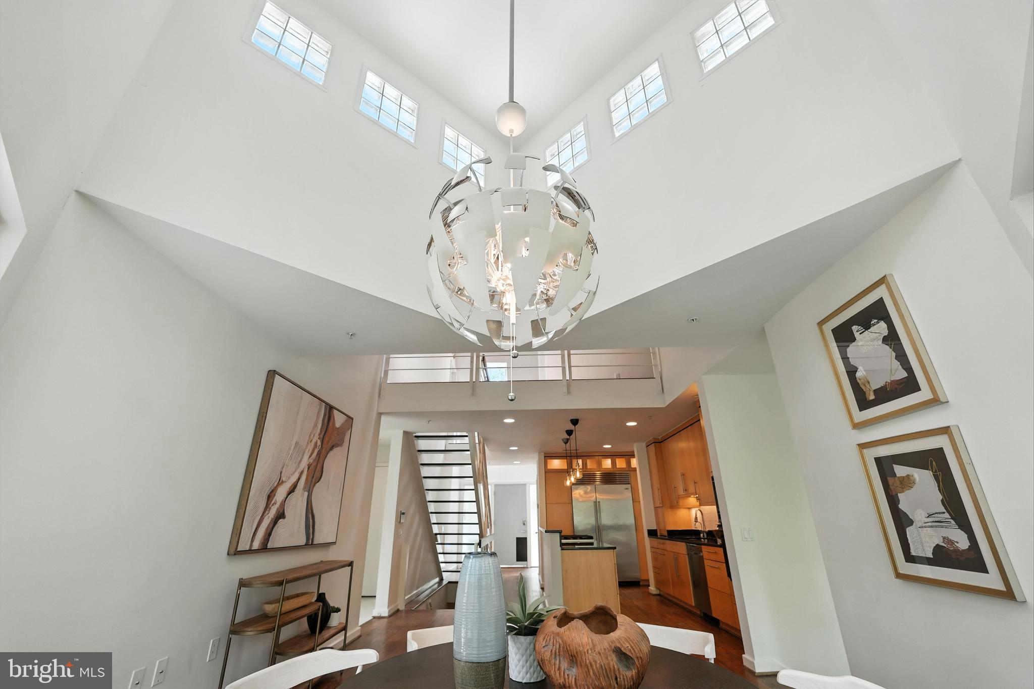 Real estate listing preview #17