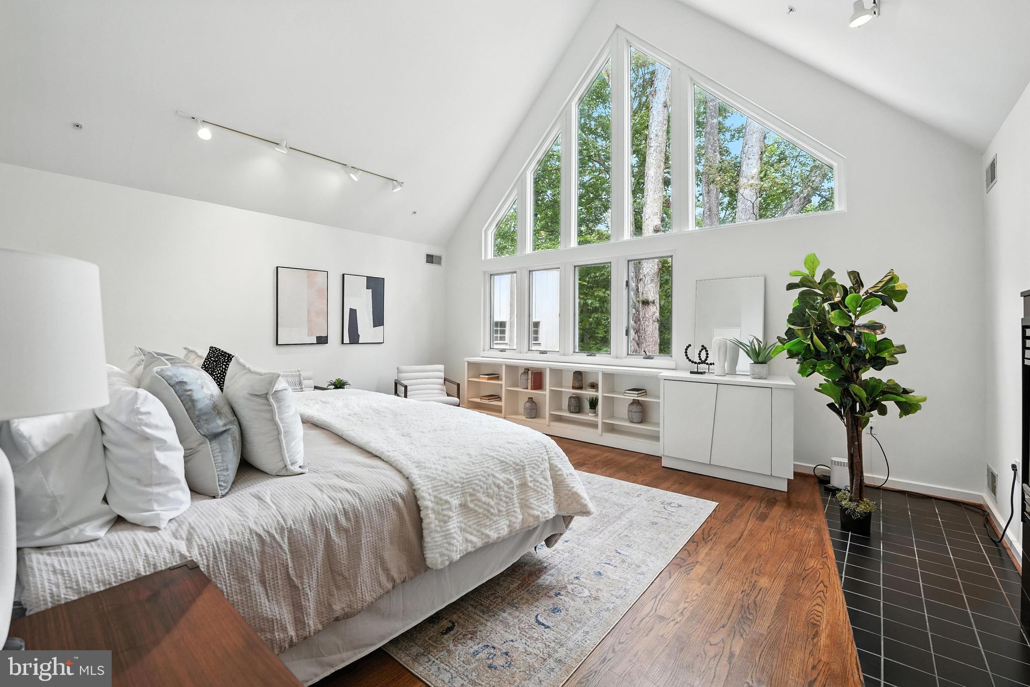 Real estate listing preview #30