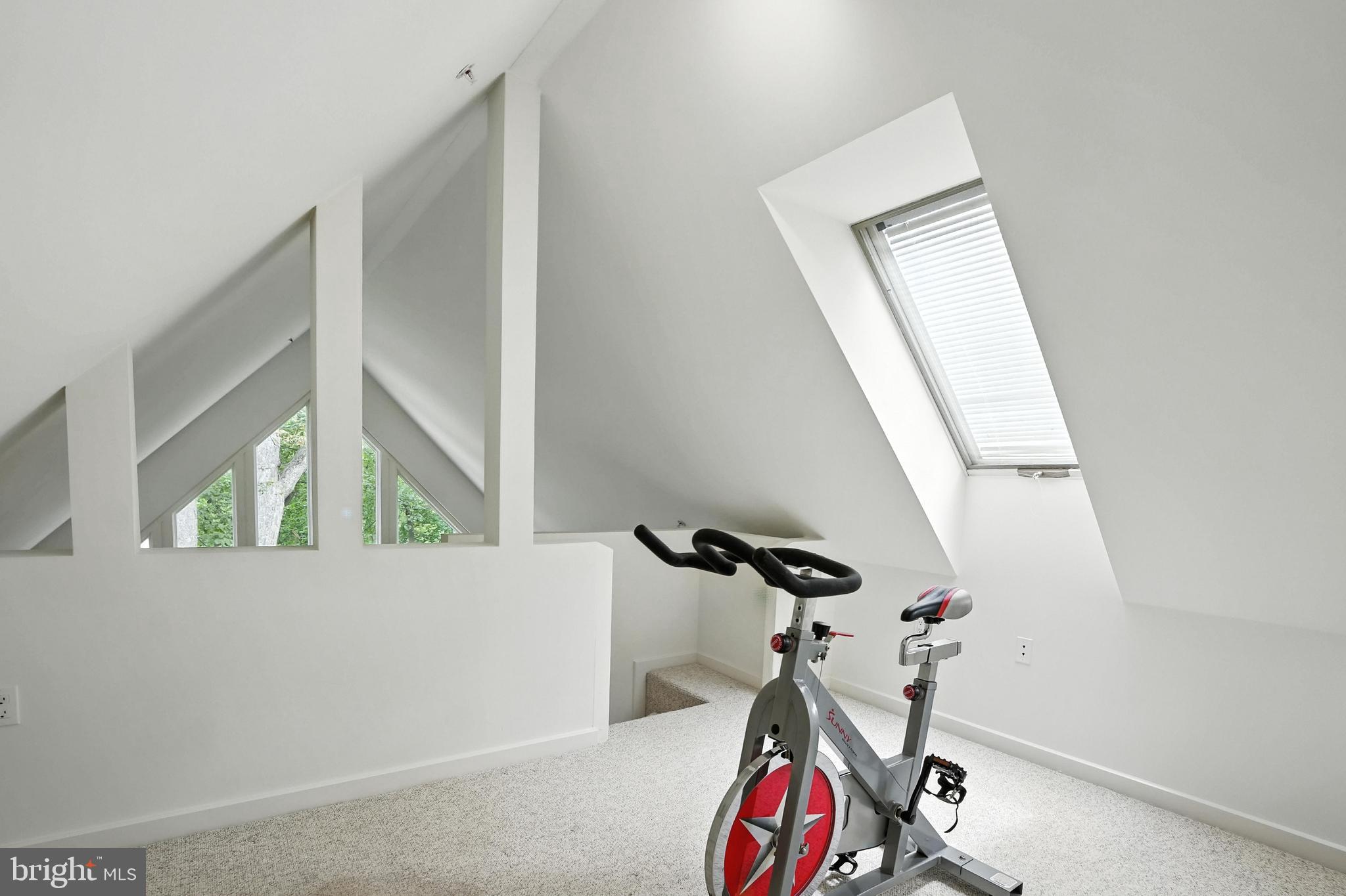 Real estate listing preview #36