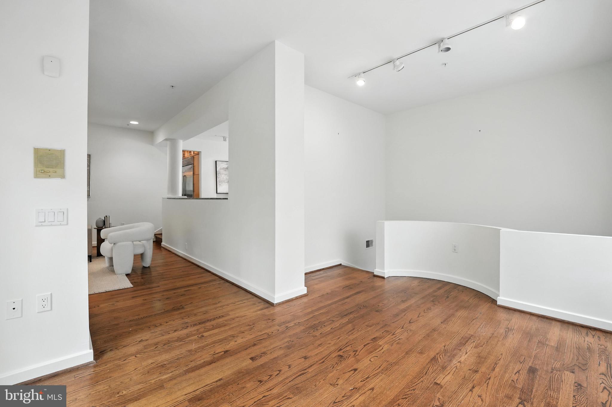 Real estate listing preview #52