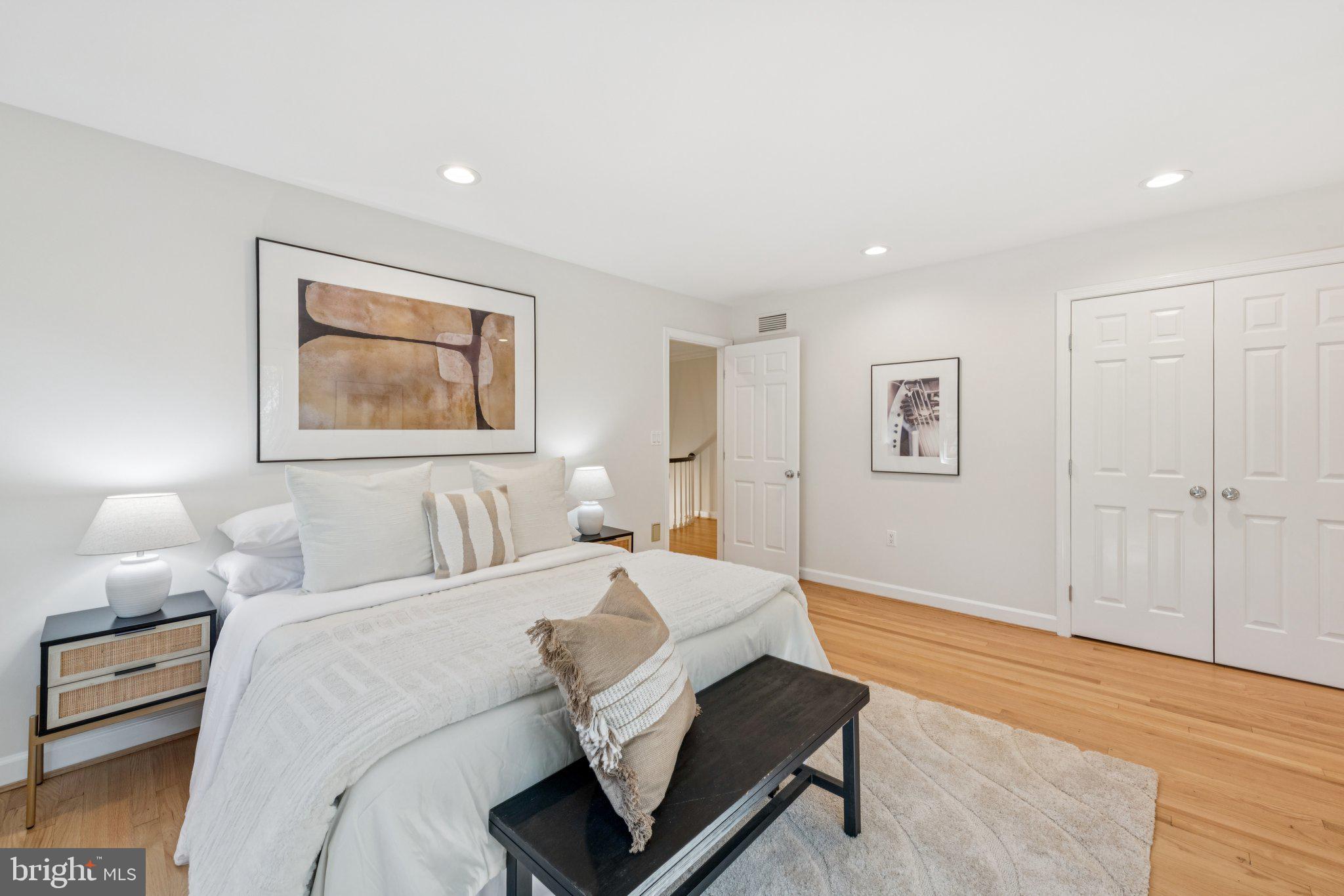 Real estate listing preview #23