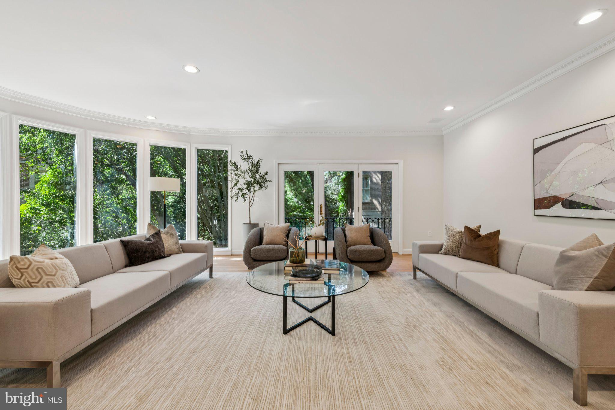 Real estate listing preview #6