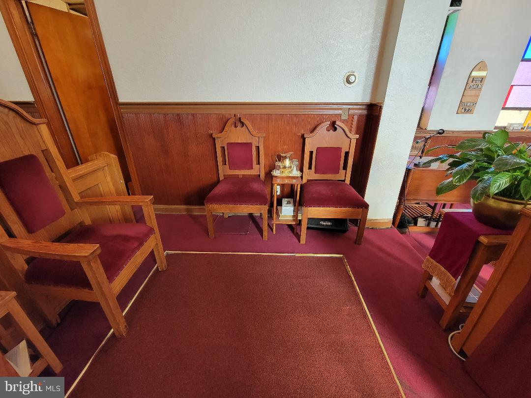 Real estate listing preview #16