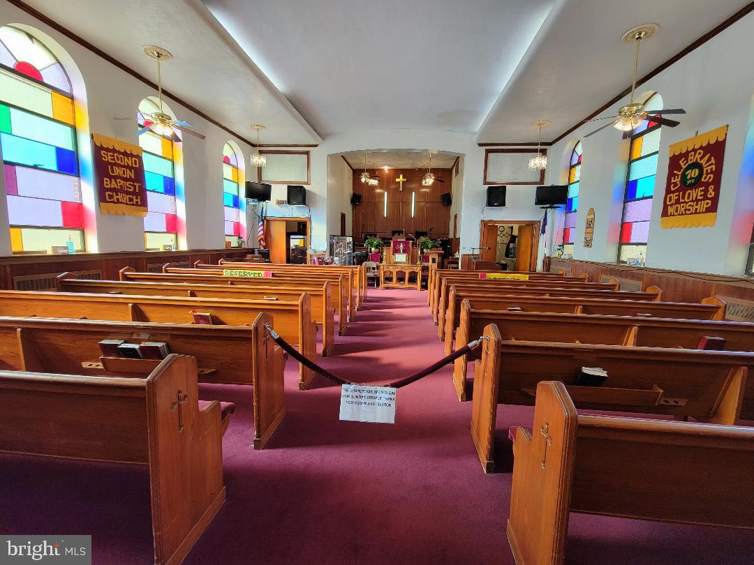 Real estate listing preview #11