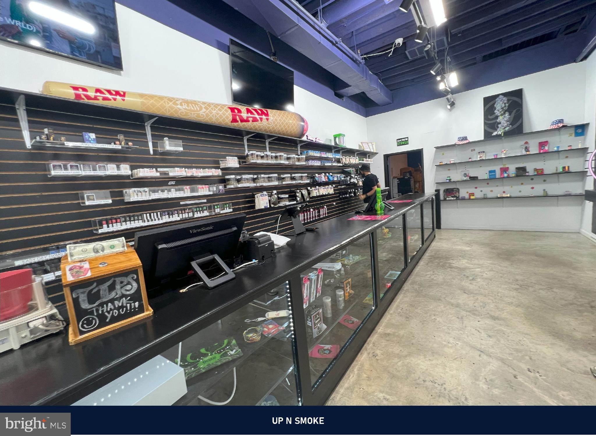 Real estate listing preview #3