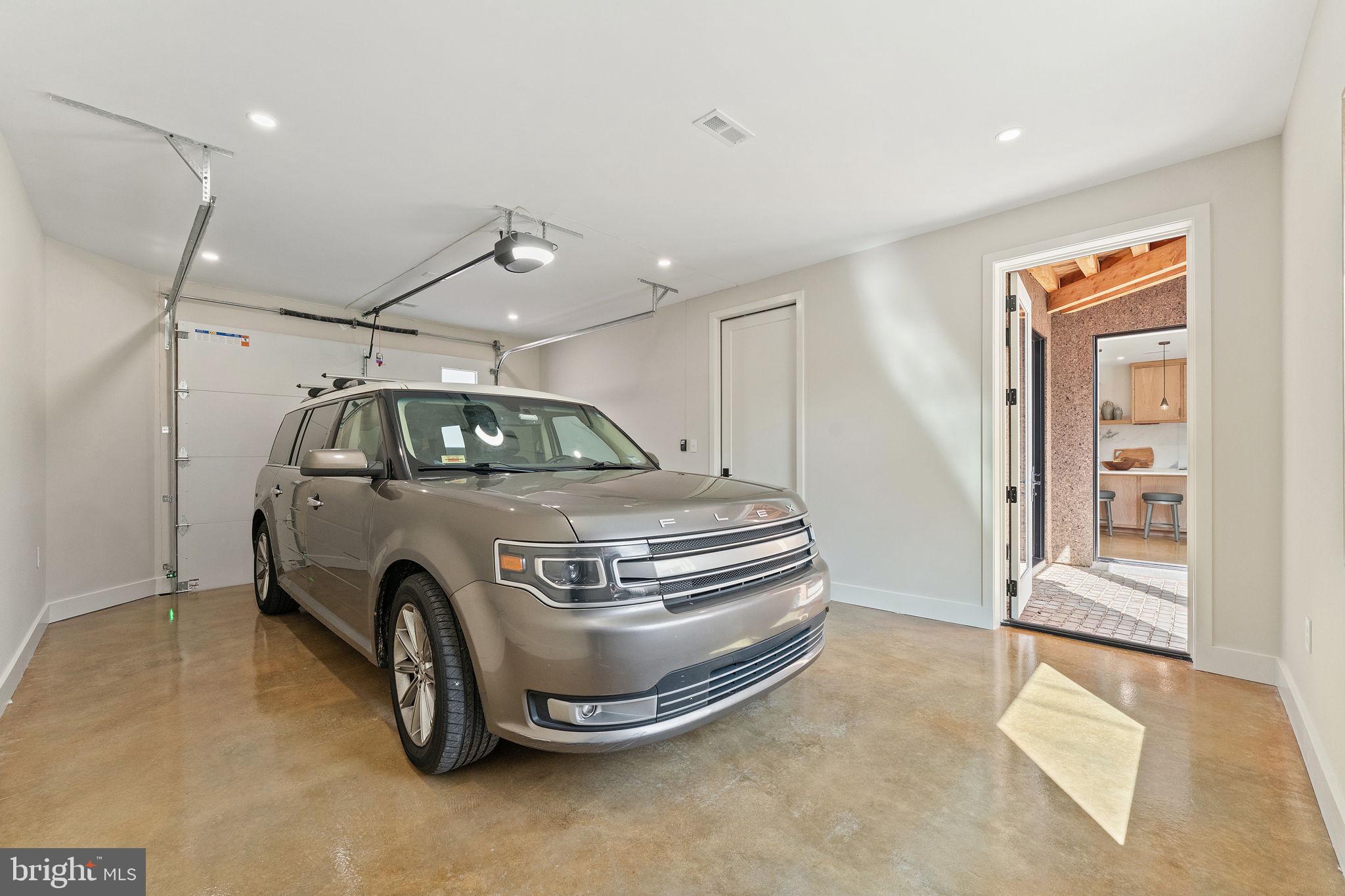 Real estate listing preview #53