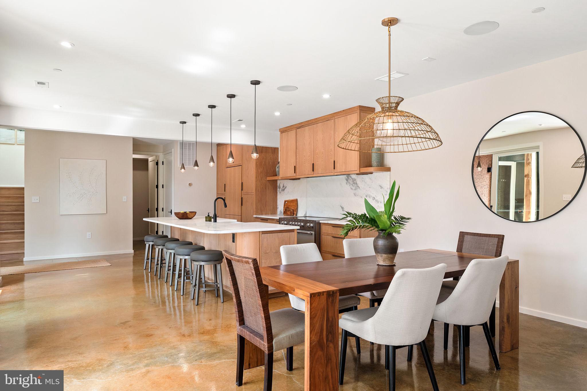 Real estate listing preview #9