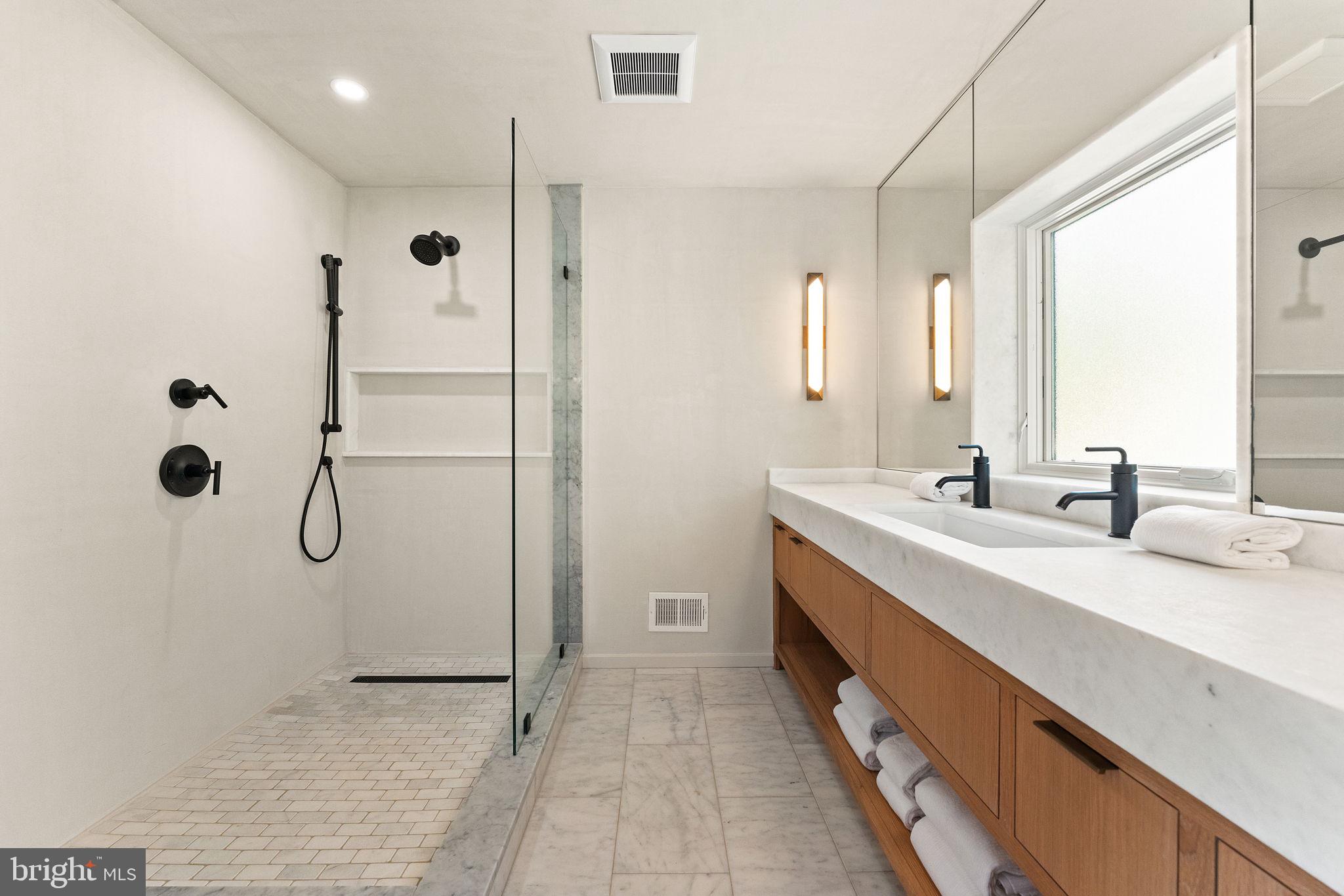 Real estate listing preview #38