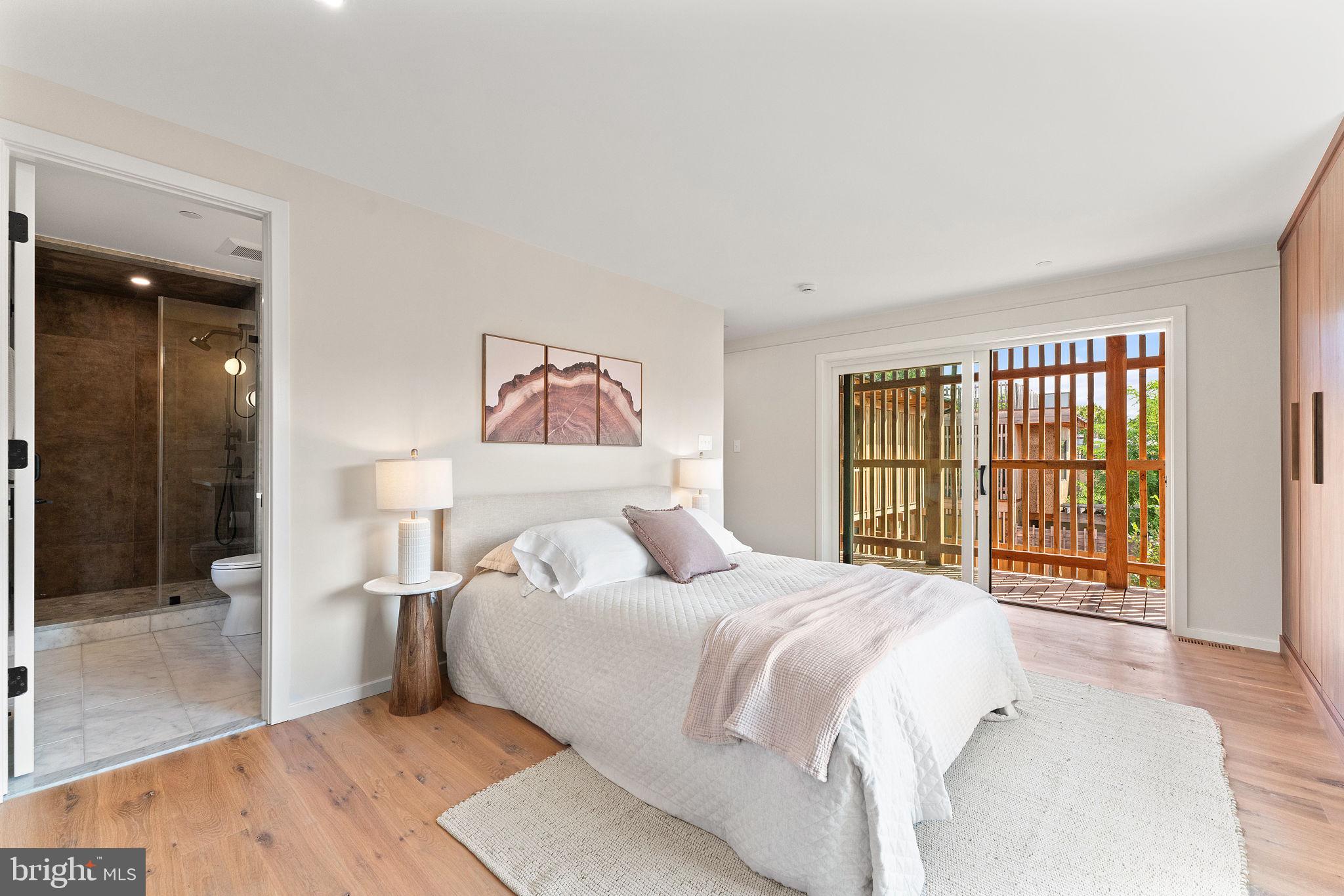 Real estate listing preview #42