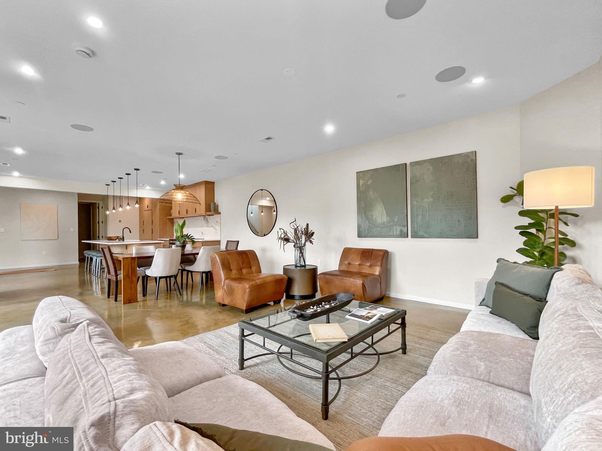 Real estate listing preview #15