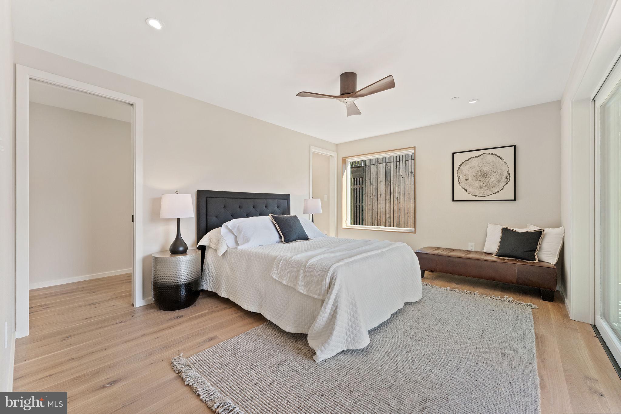 Real estate listing preview #32