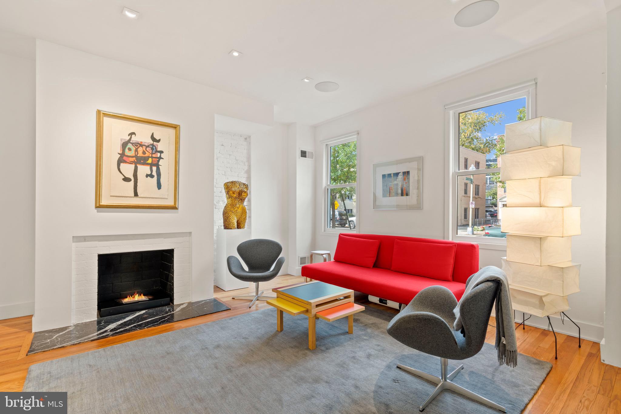 Real estate listing preview #6