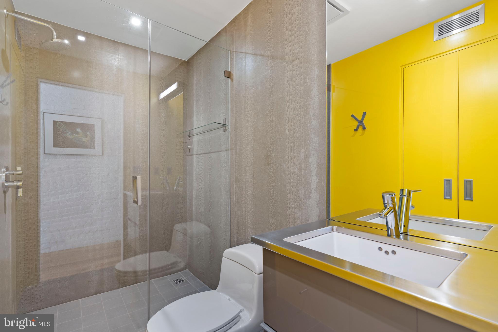 Real estate listing preview #32