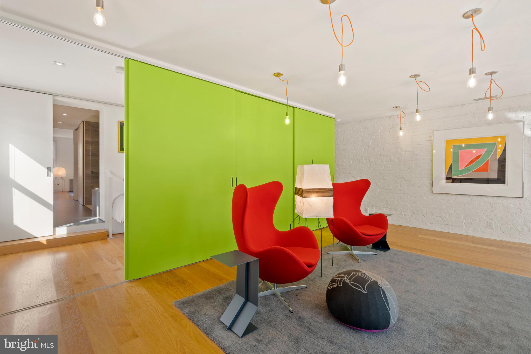 Real estate listing preview #24