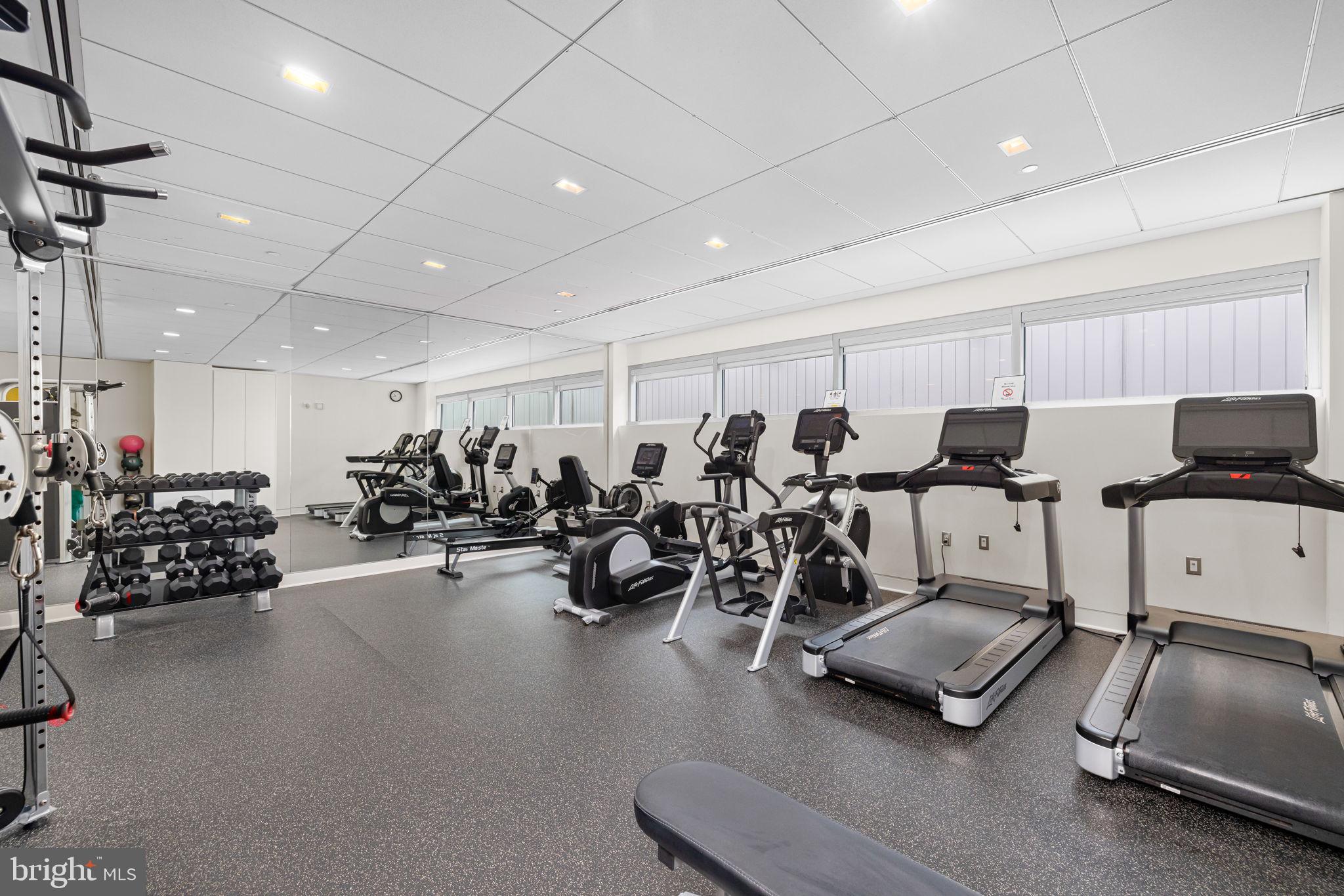 Real estate listing preview #18