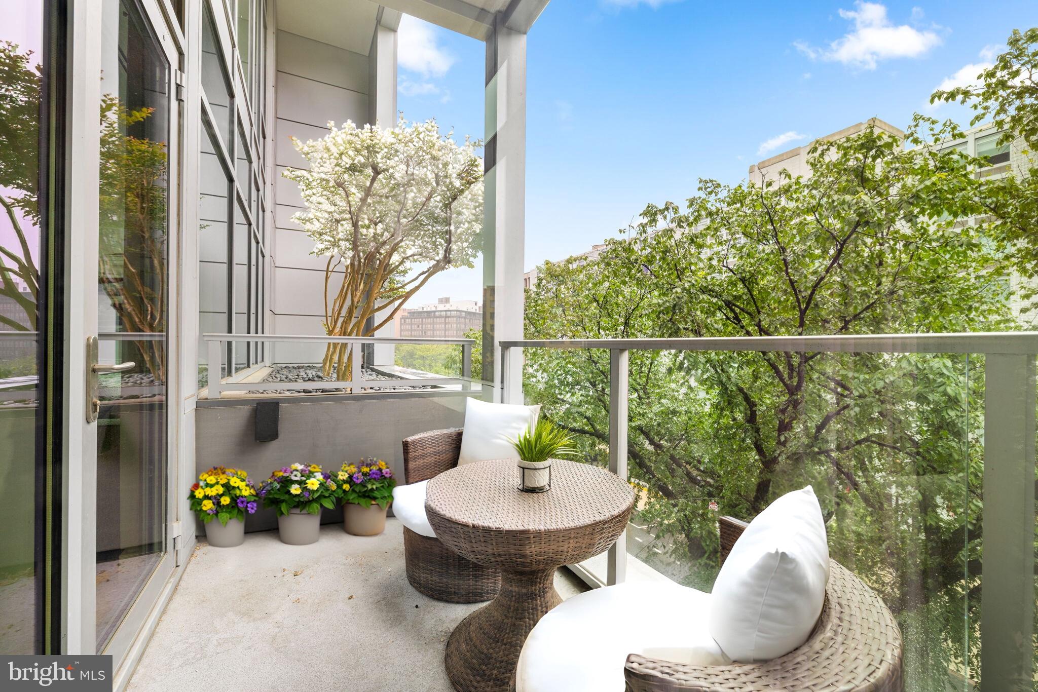 Real estate listing preview #9