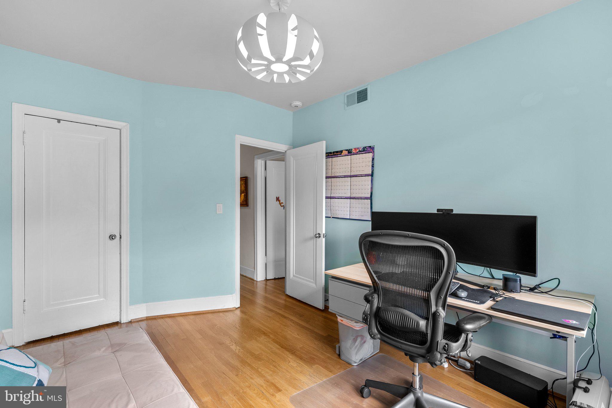 Real estate listing preview #33