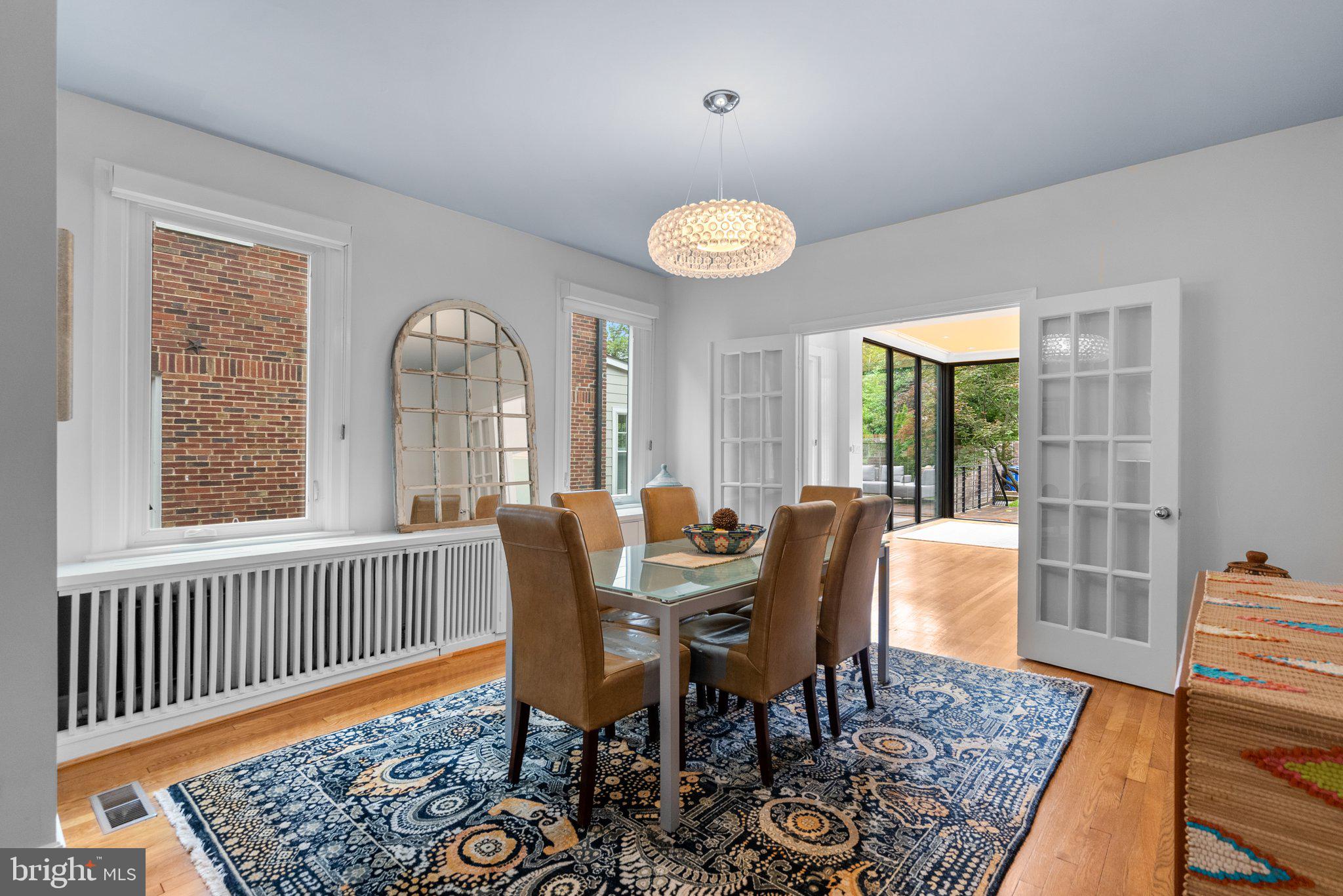 Real estate listing preview #8