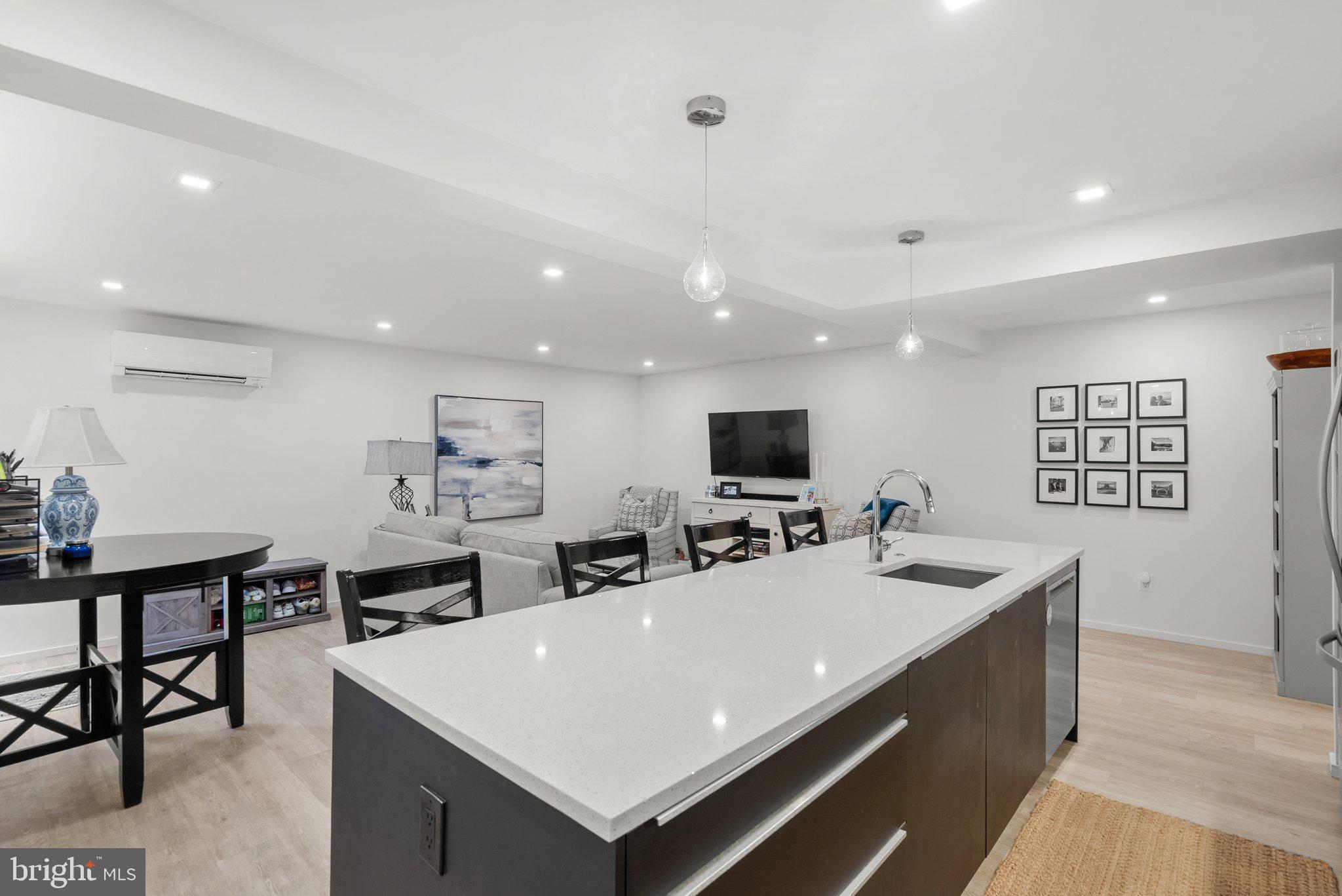 Real estate listing preview #48