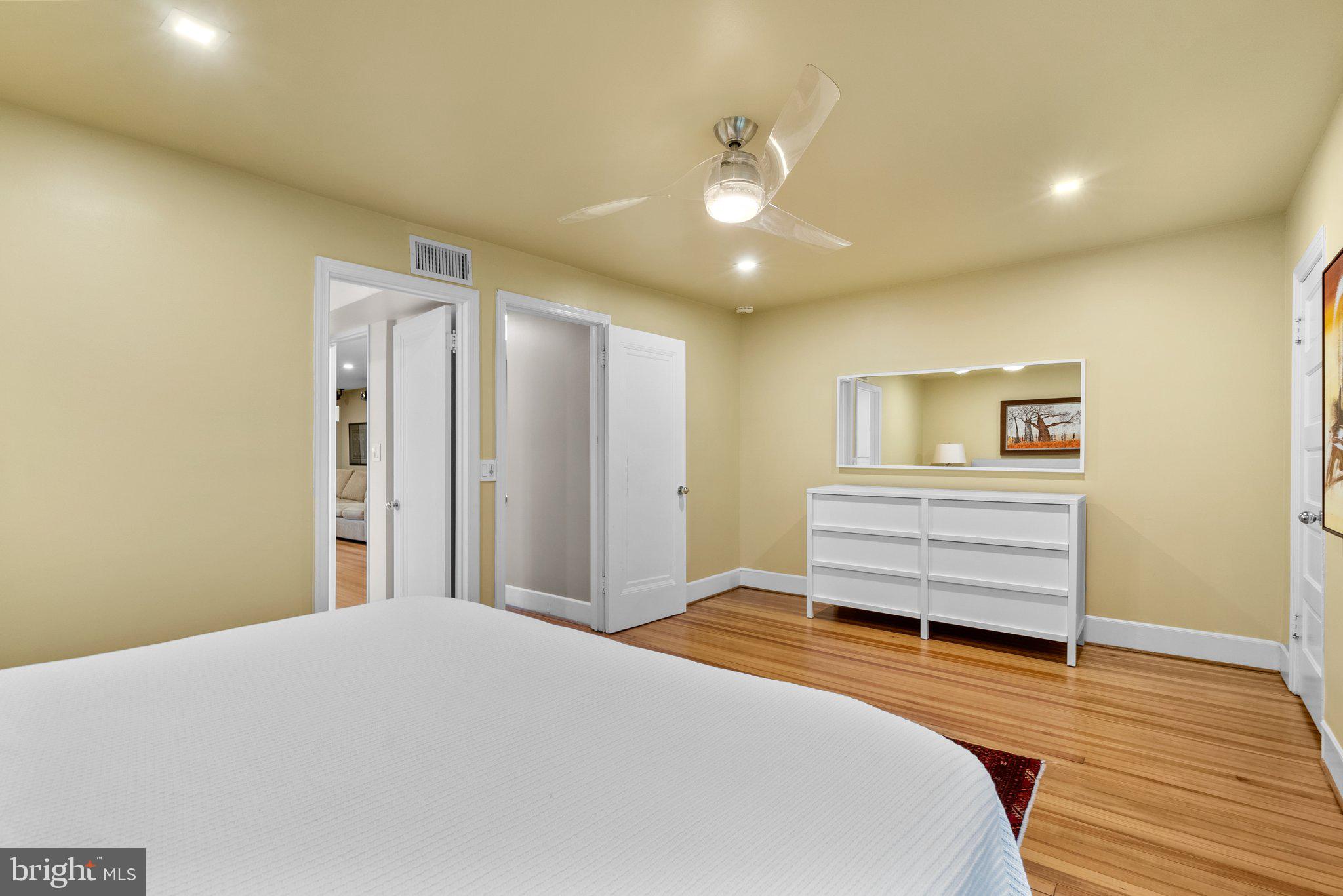 Real estate listing preview #37