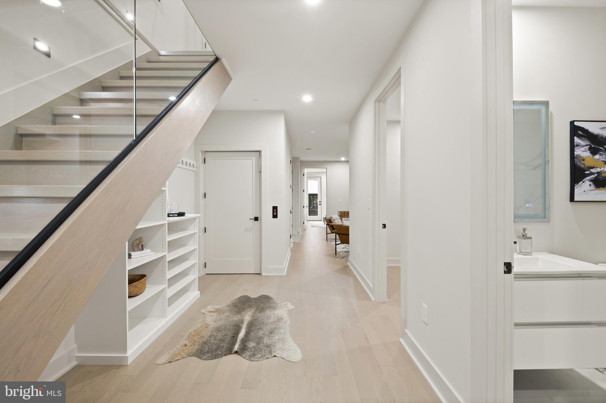 Real estate listing preview #37