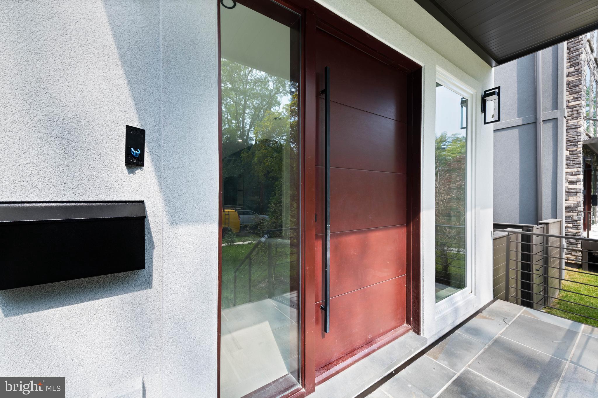 Real estate listing preview #4