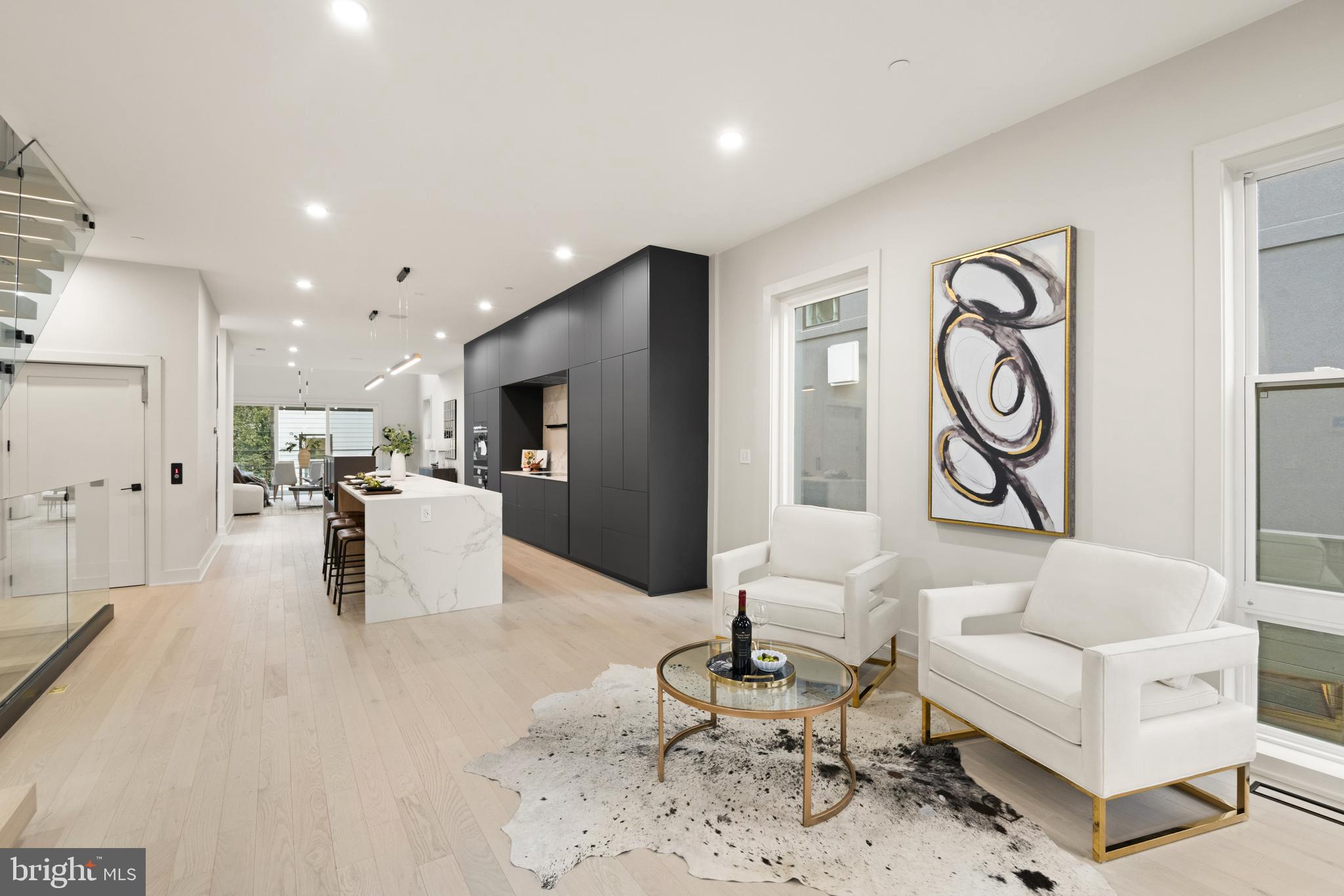 Real estate listing preview #7