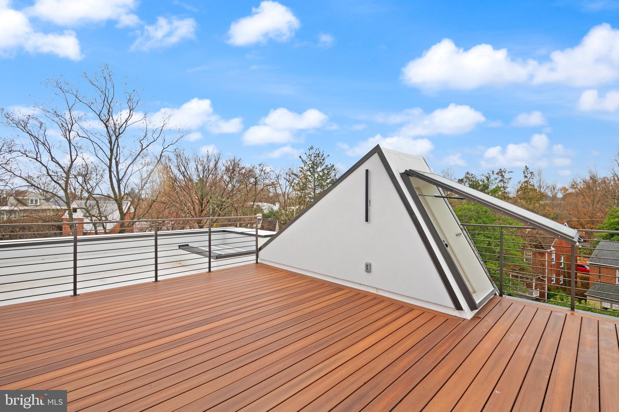 Real estate listing preview #34