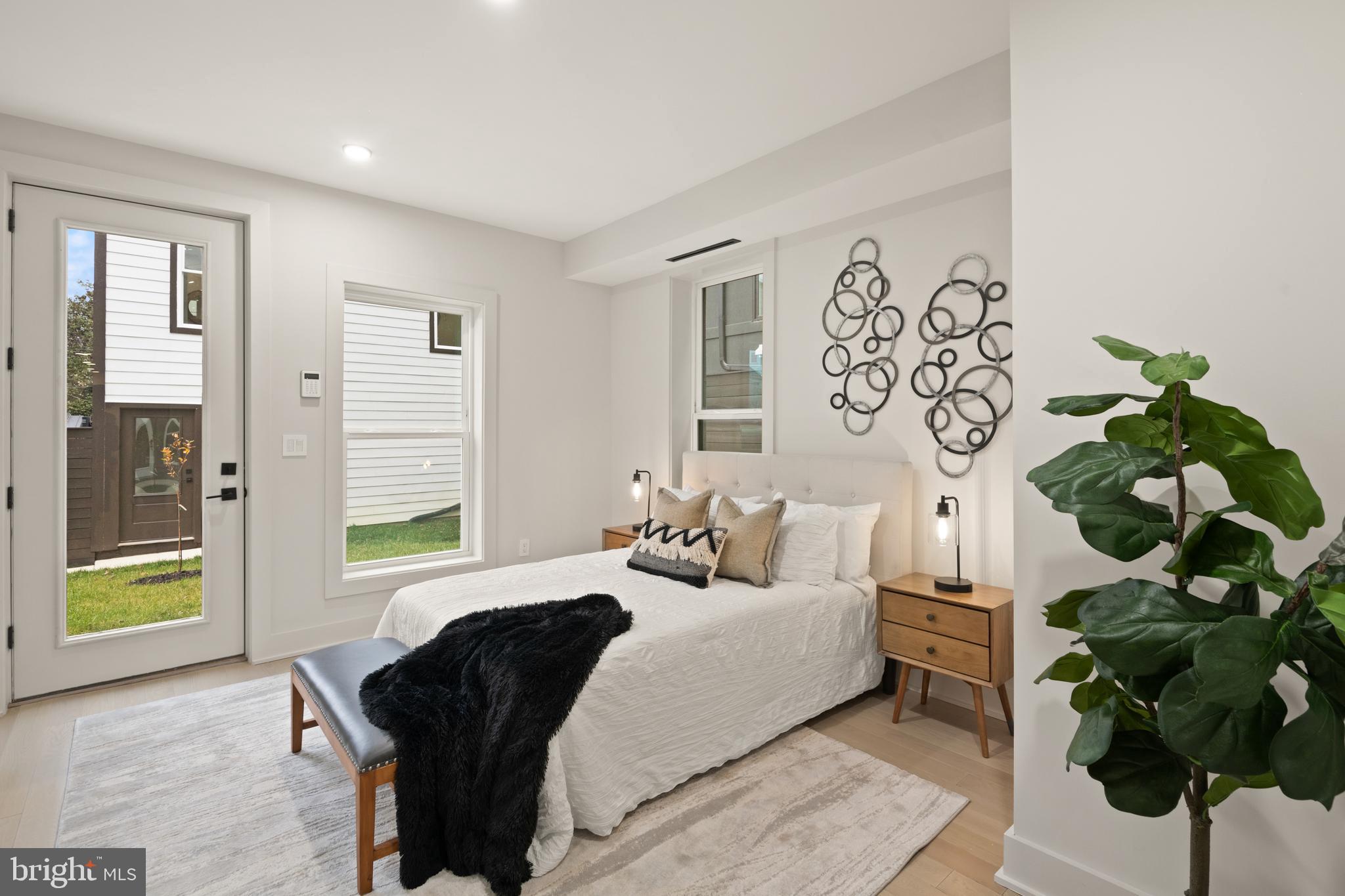 Real estate listing preview #40